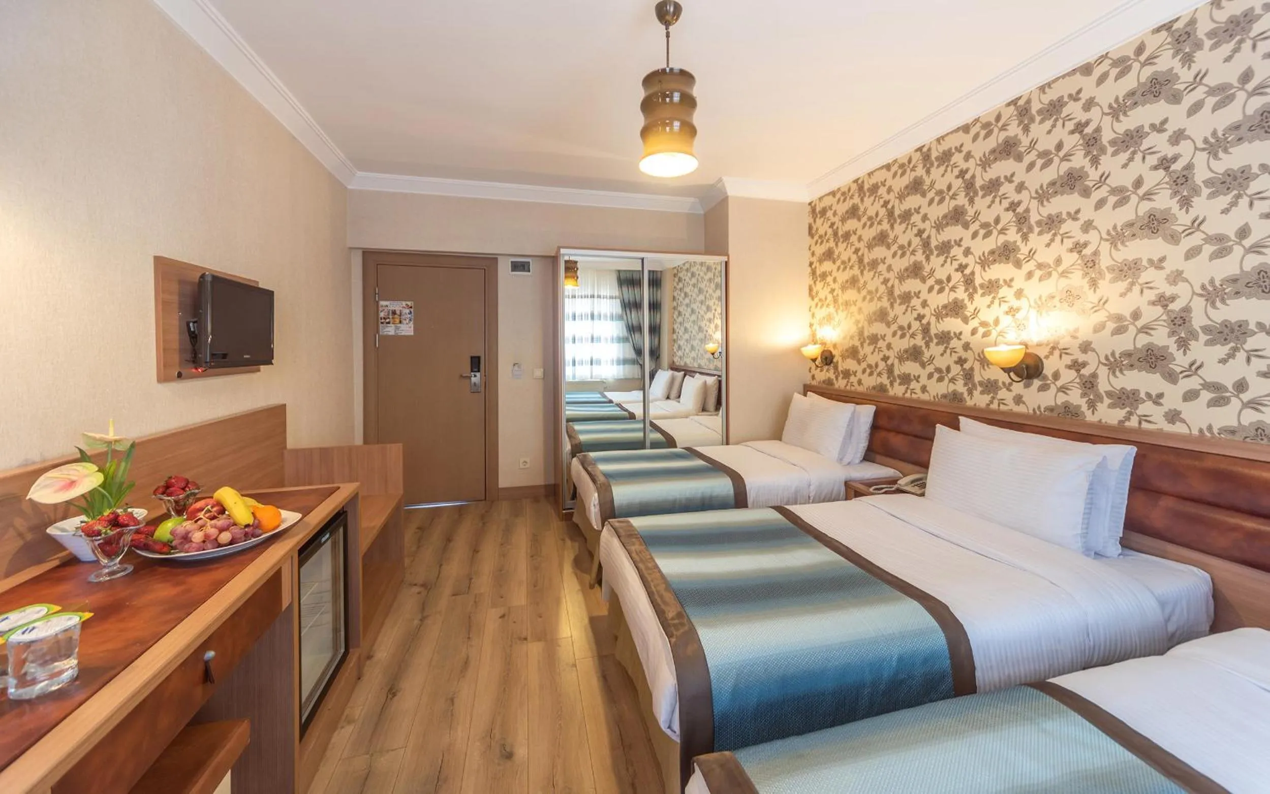 Photo of the whole room in Senabil Hotel Old City & Spa