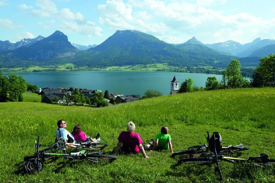 Cycling in Hotel Seerose Wolfgangsee