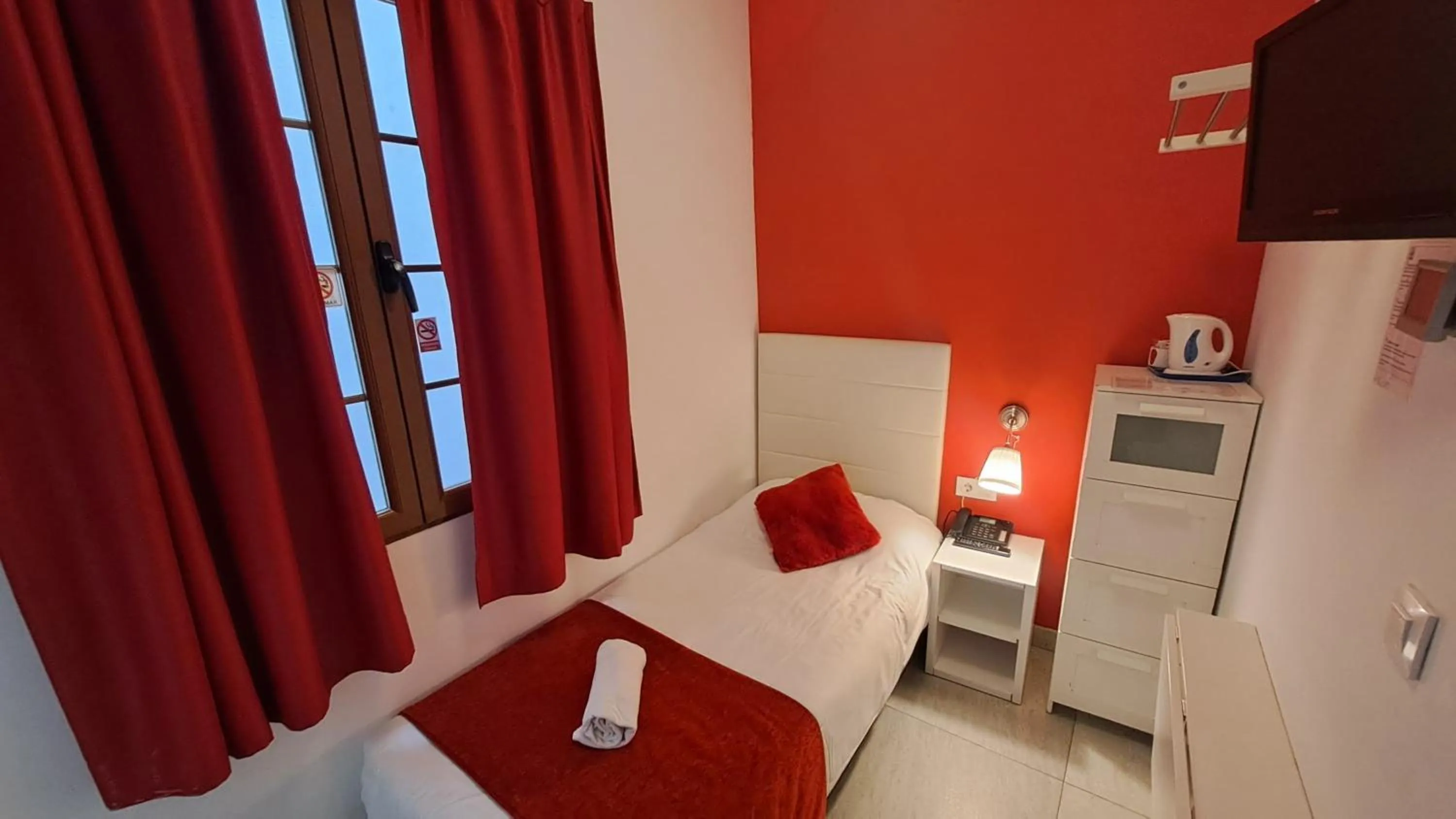 Bed in Nest Style Granada