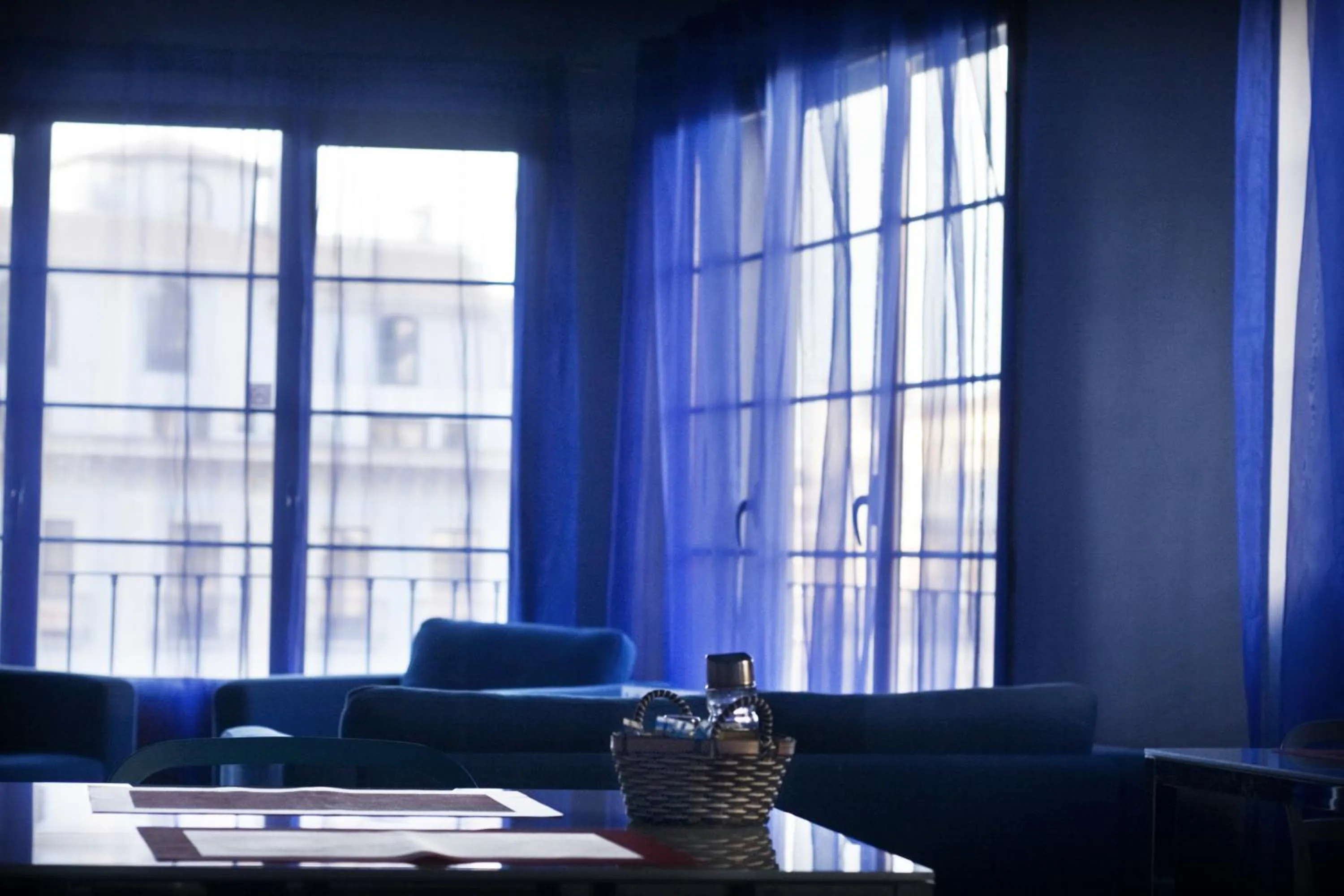 Dining area in Nest Style Granada