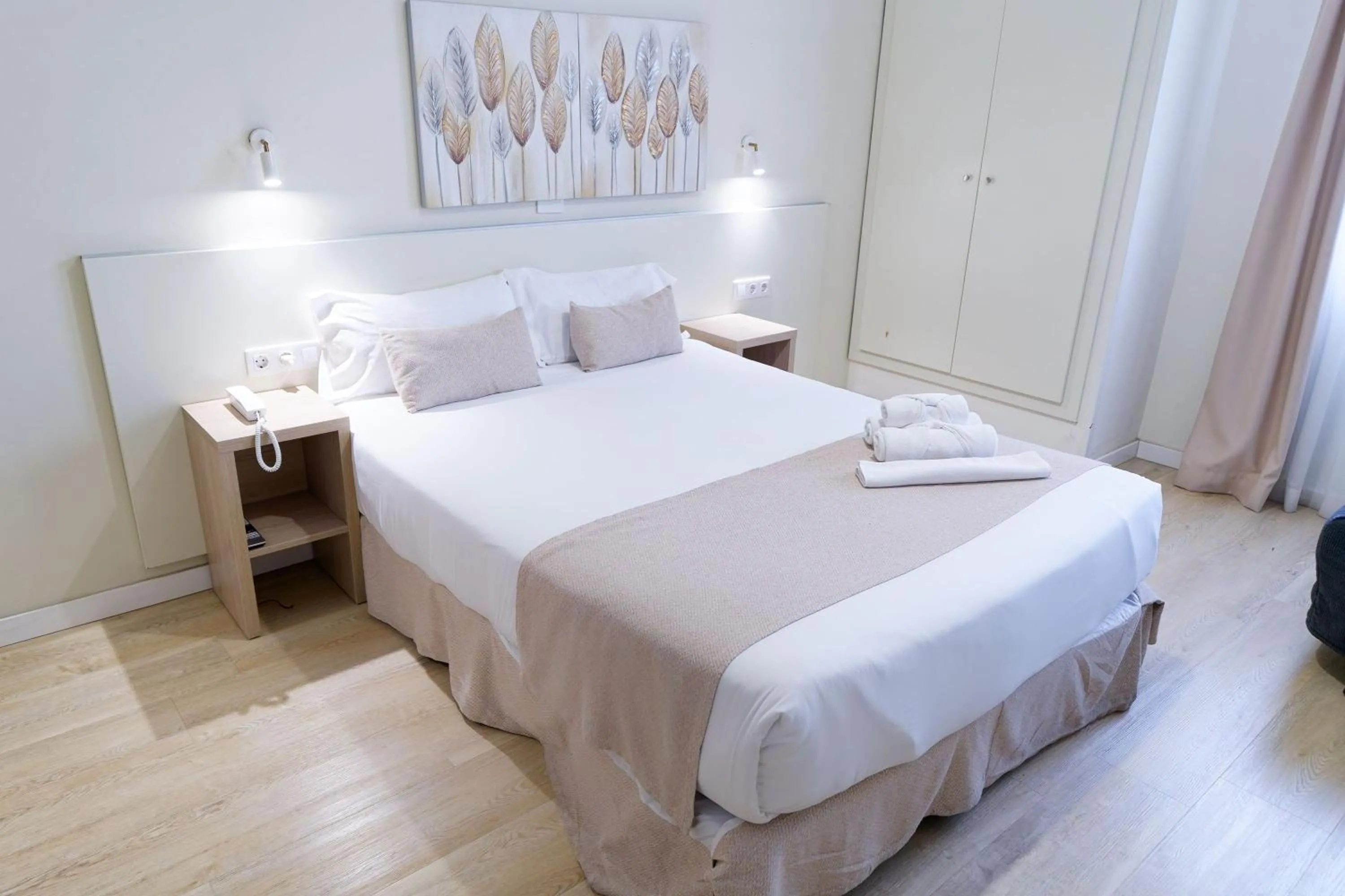 Bed in Ura Hotels Boutique Gurea