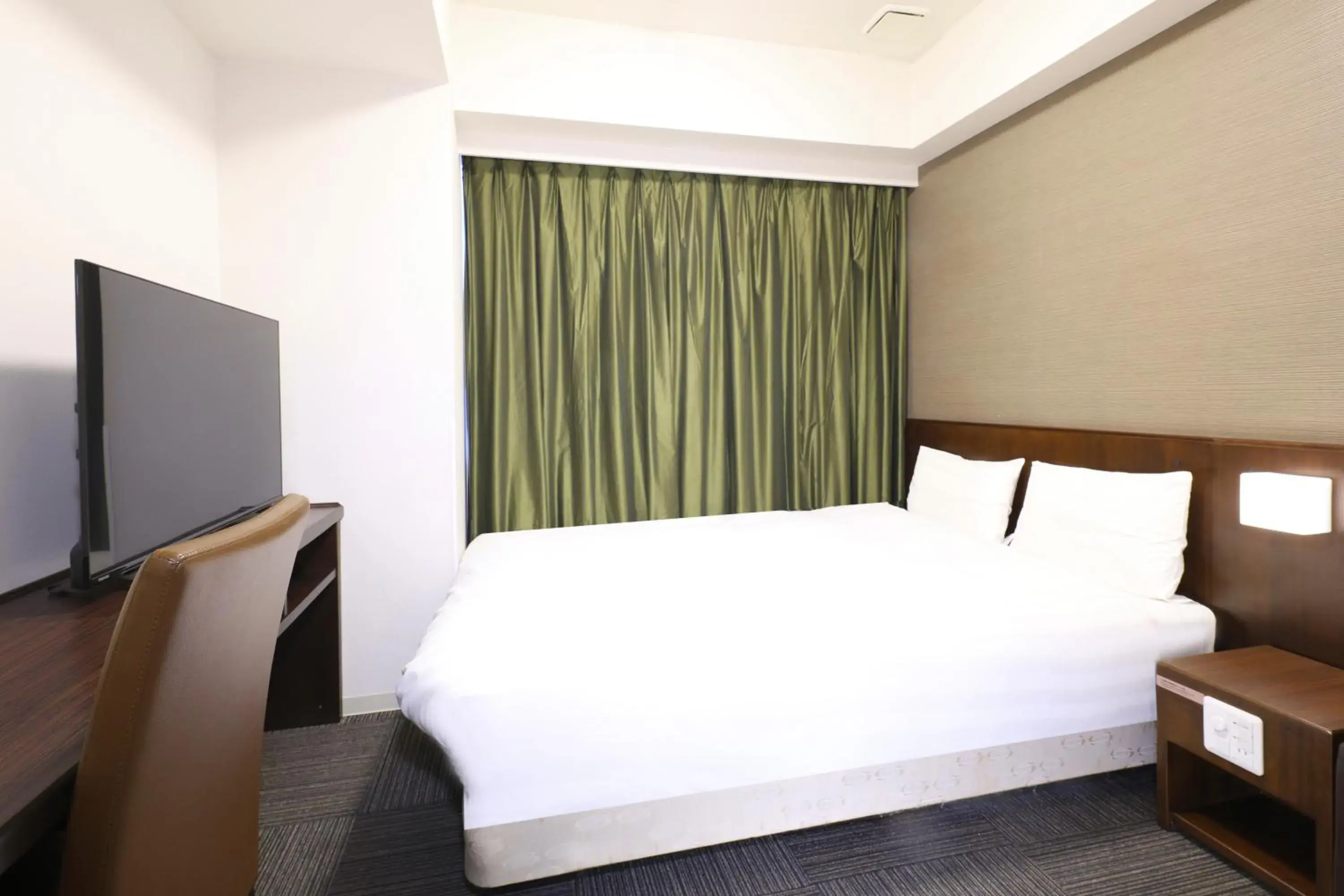 Double Room - single occupancy - Non-Smoking in Dormy Inn Matsumoto Double Room - single occupancy - Non-Smoking in Dormy Inn Matsumoto