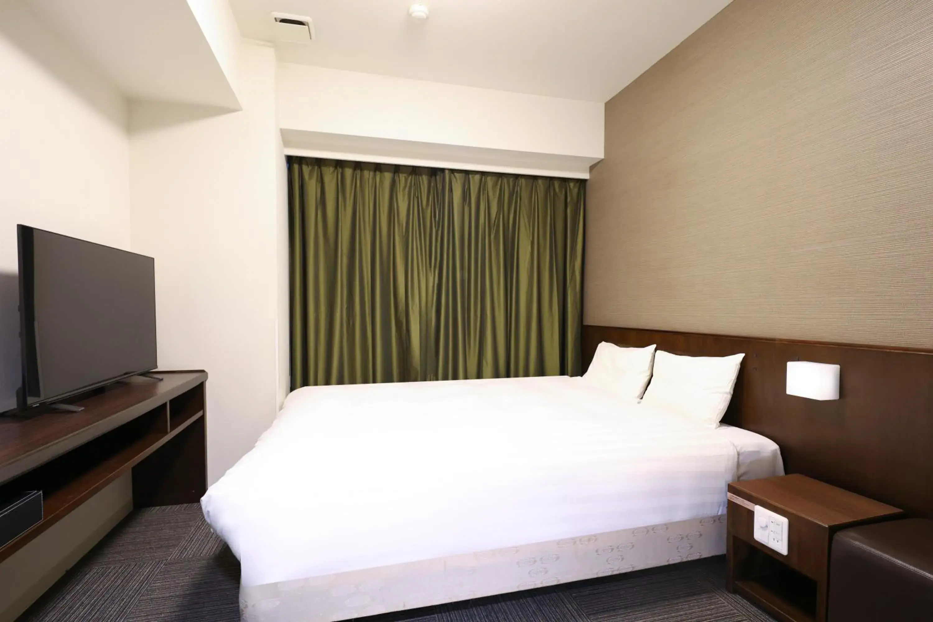 Queen Room - single occupancy - Non-Smoking in Dormy Inn Matsumoto Queen Room - single occupancy - Non-Smoking in Dormy Inn Matsumoto