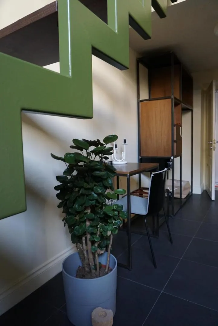 Seating area in Avolio Tailored Rooms