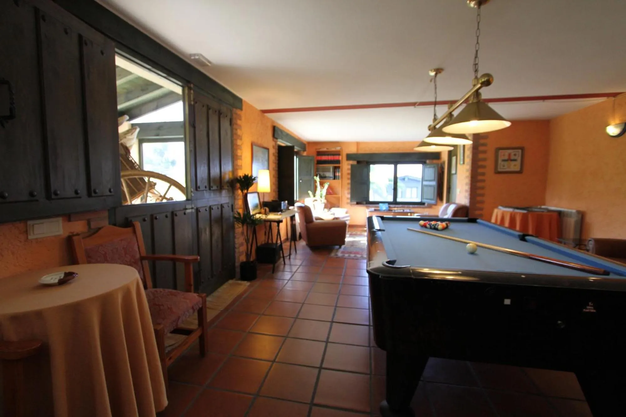 Billiard in Paraje del Asturcon - Adults only