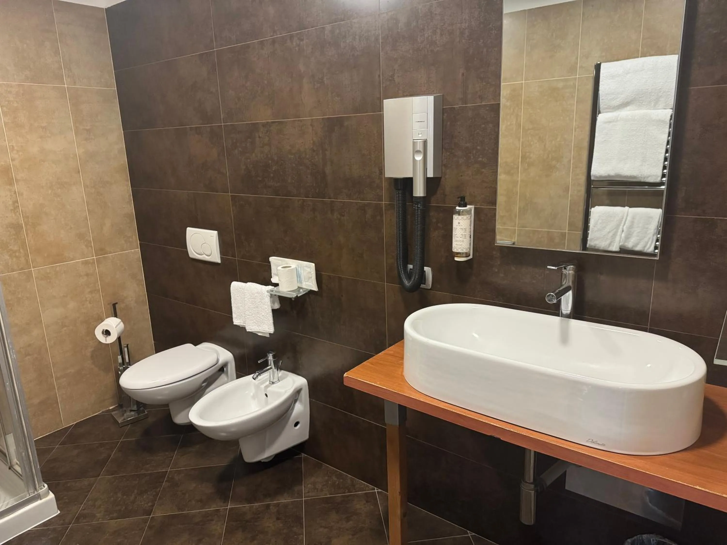 Bathroom in Hotel Sporting Cologno