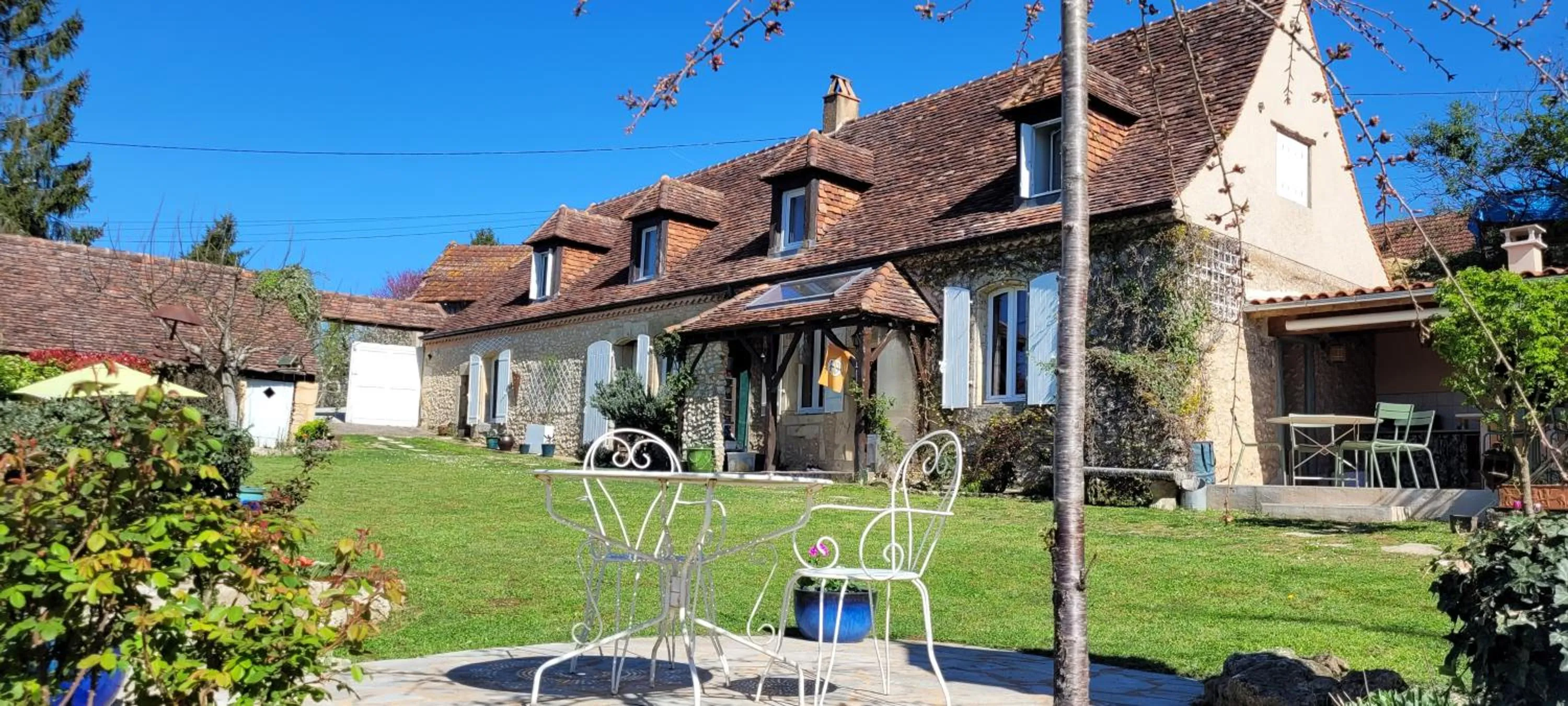 Property building in le clos des etoiles B&B