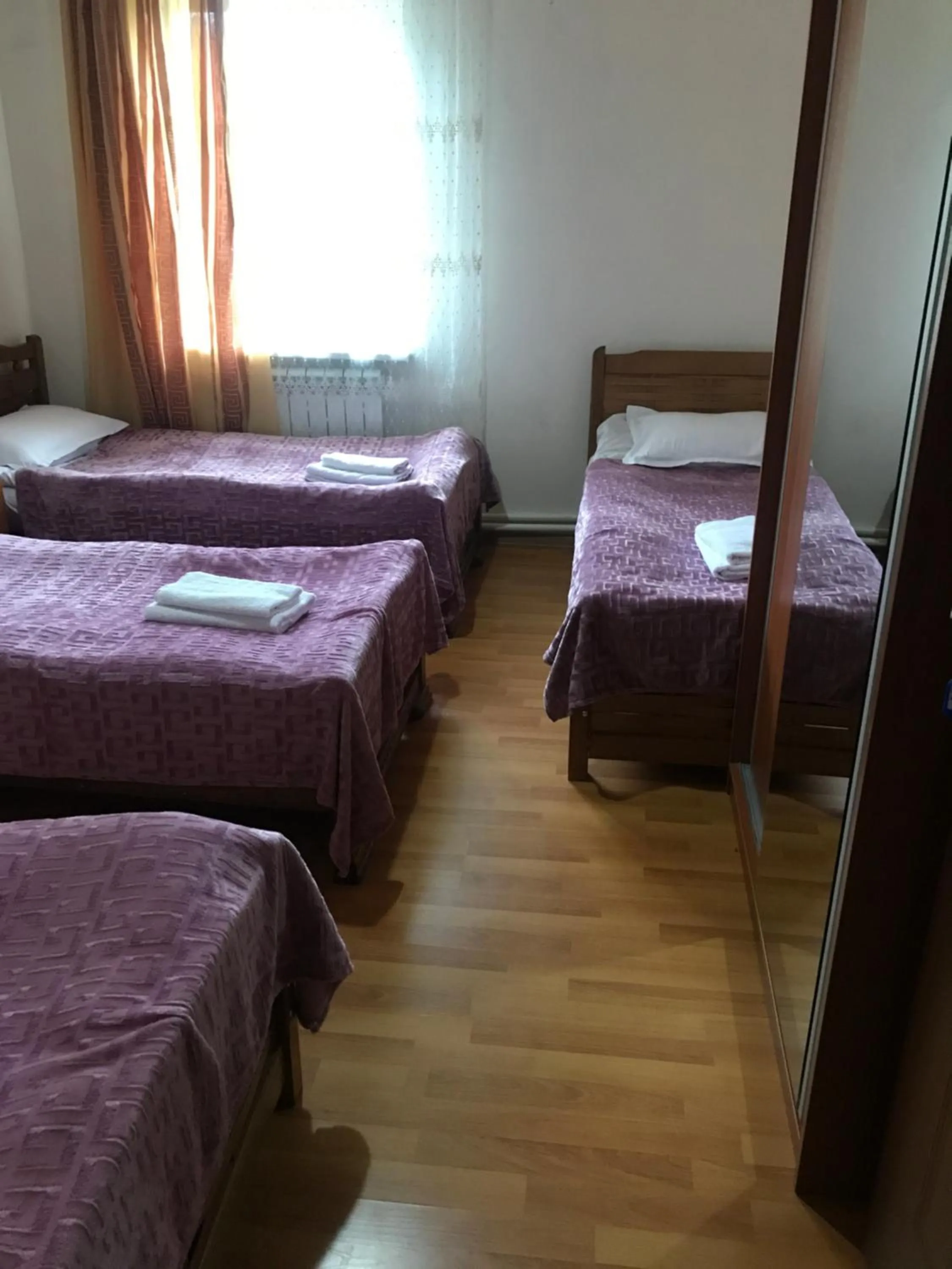 Quadruple Room with Garden View in Guest House Gogia