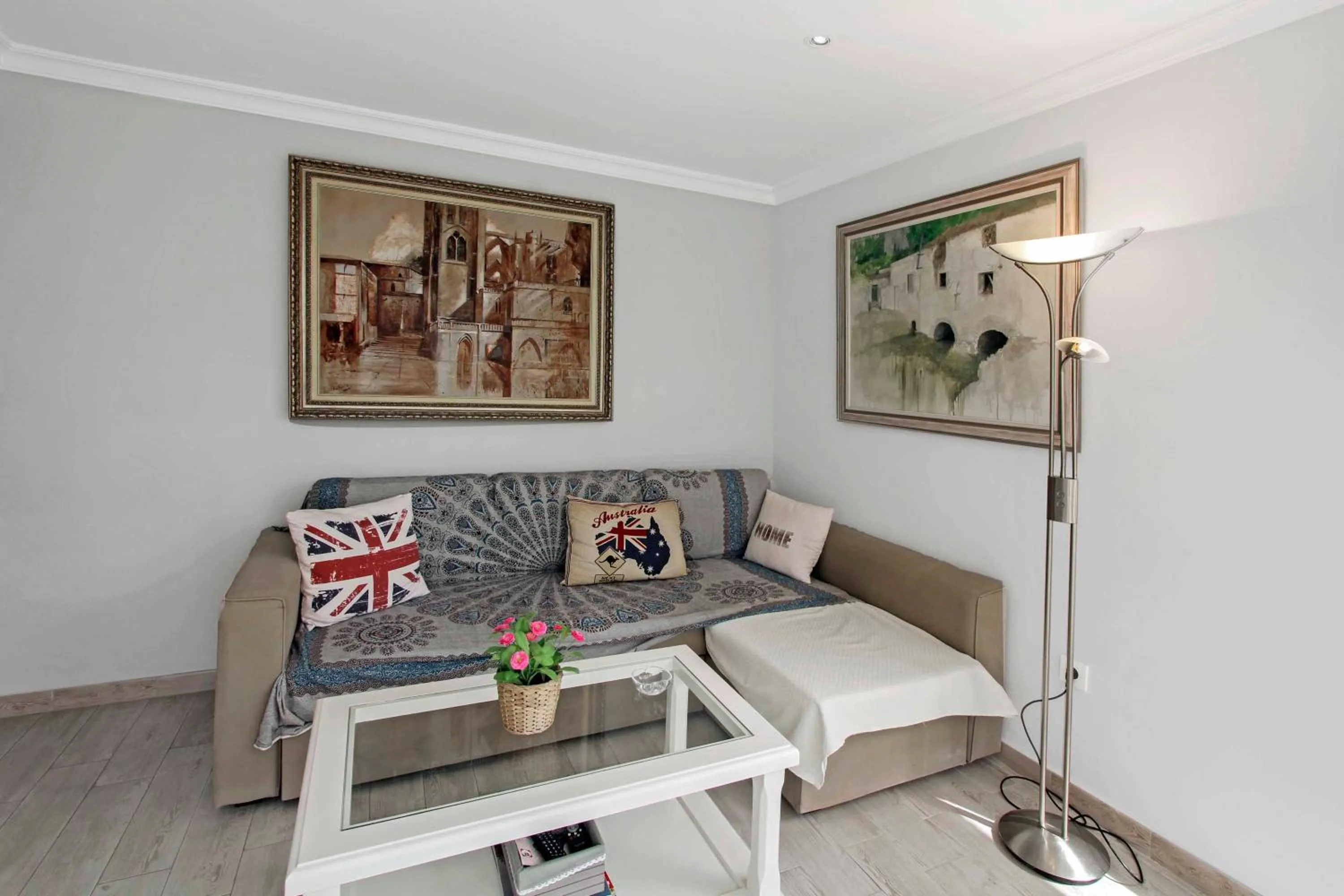 Living room in Charming Central Apt in Marbella