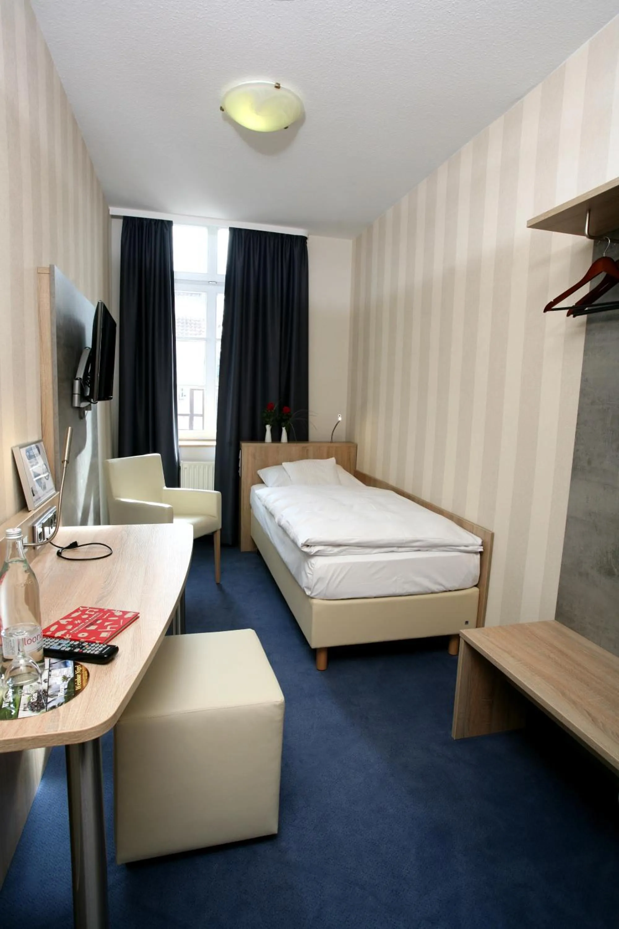 Photo of the whole room, Bed in Nigel Restaurant & Hotel im Wendland