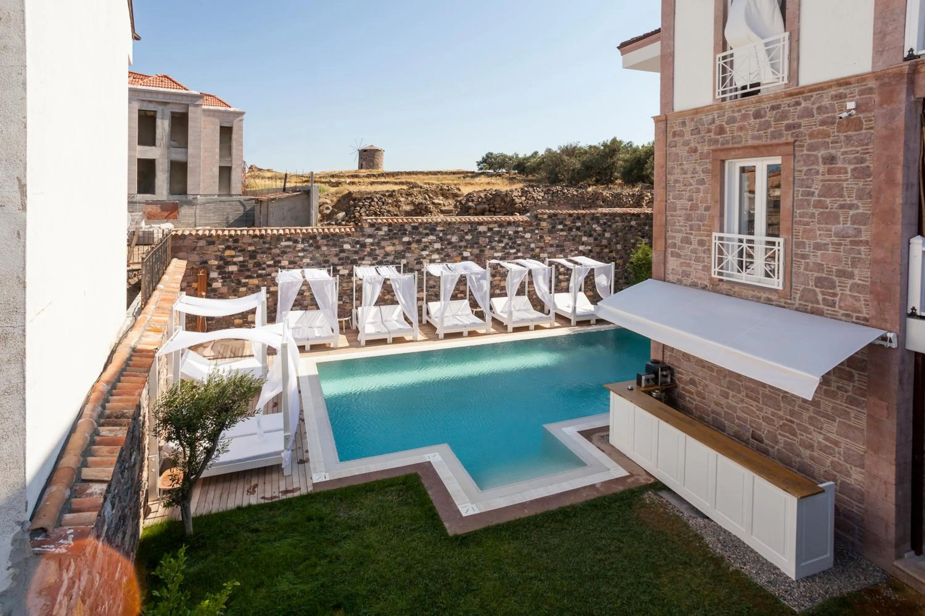 Property building in Cunda Pur Beyaz Hotel