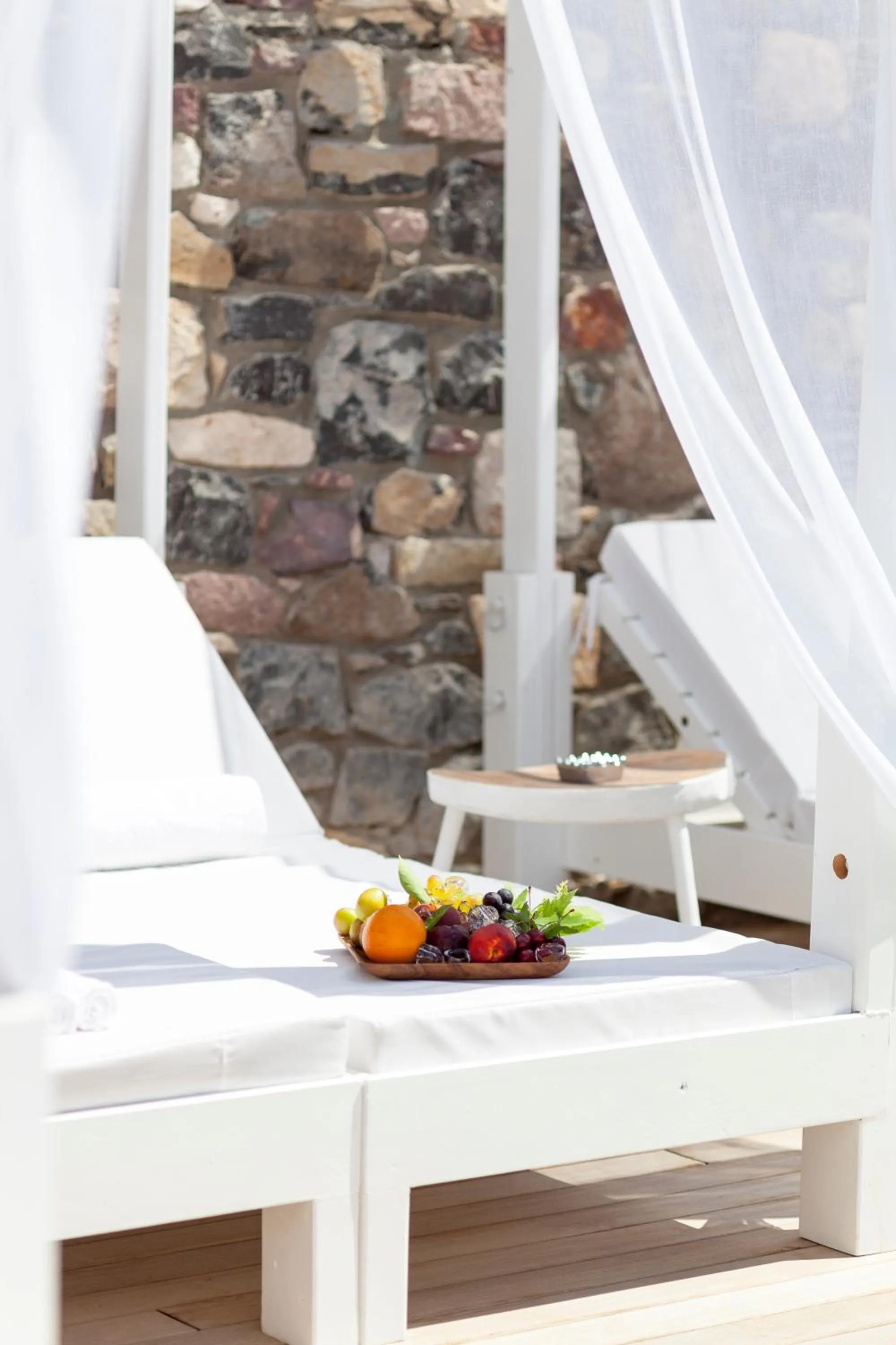 Cunda Pur Beyaz Hotel