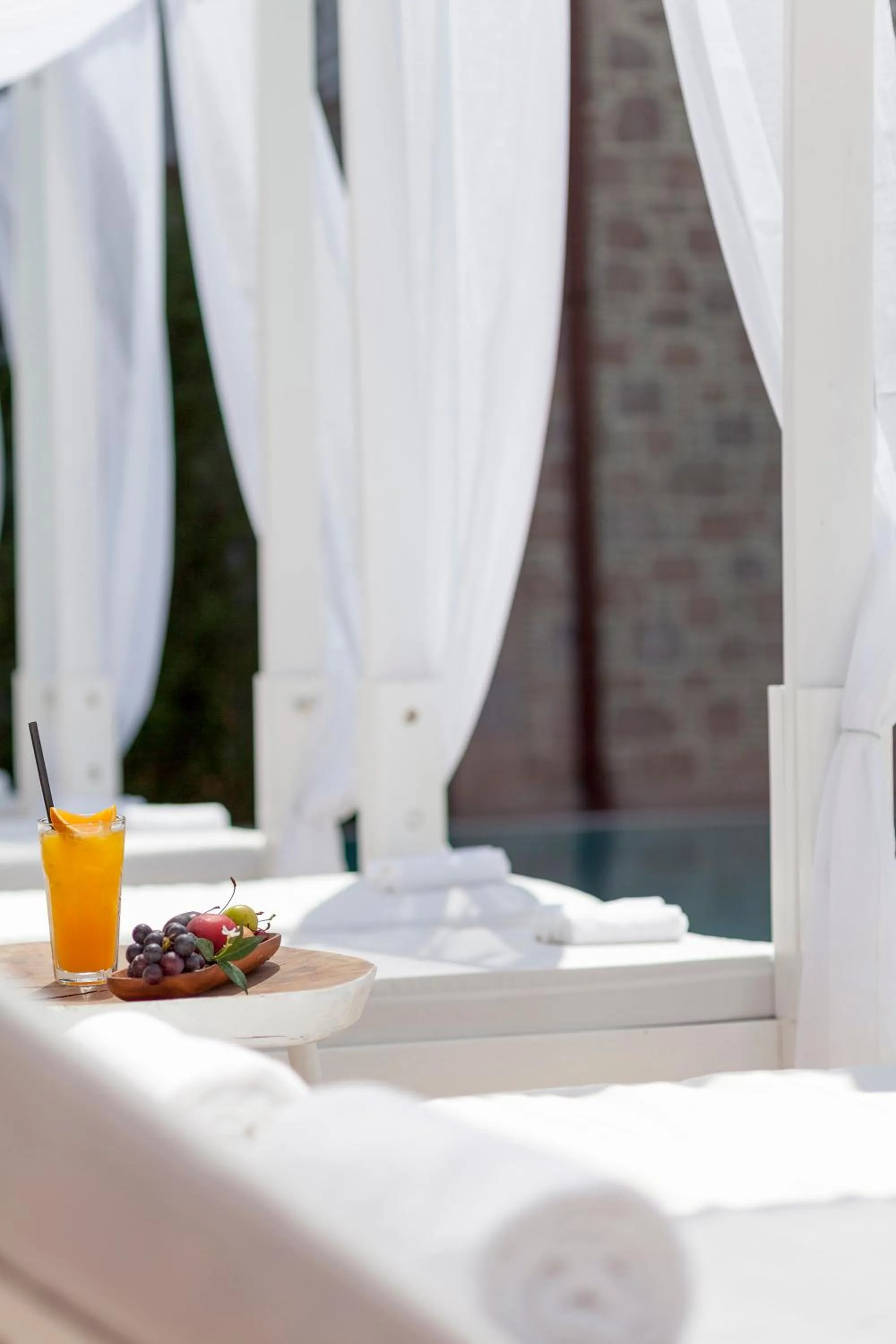 Cunda Pur Beyaz Hotel