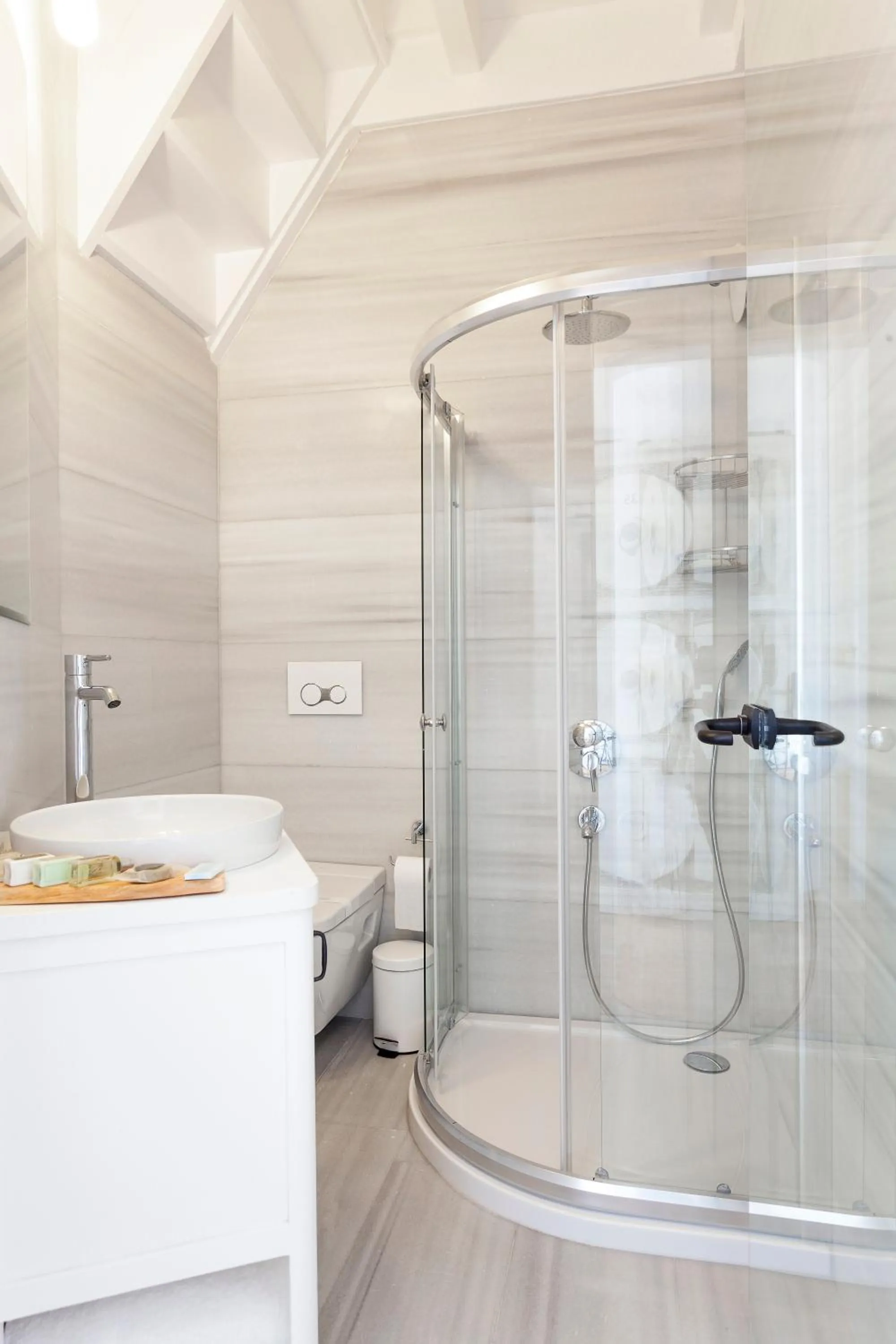 Cunda Pur Beyaz Hotel