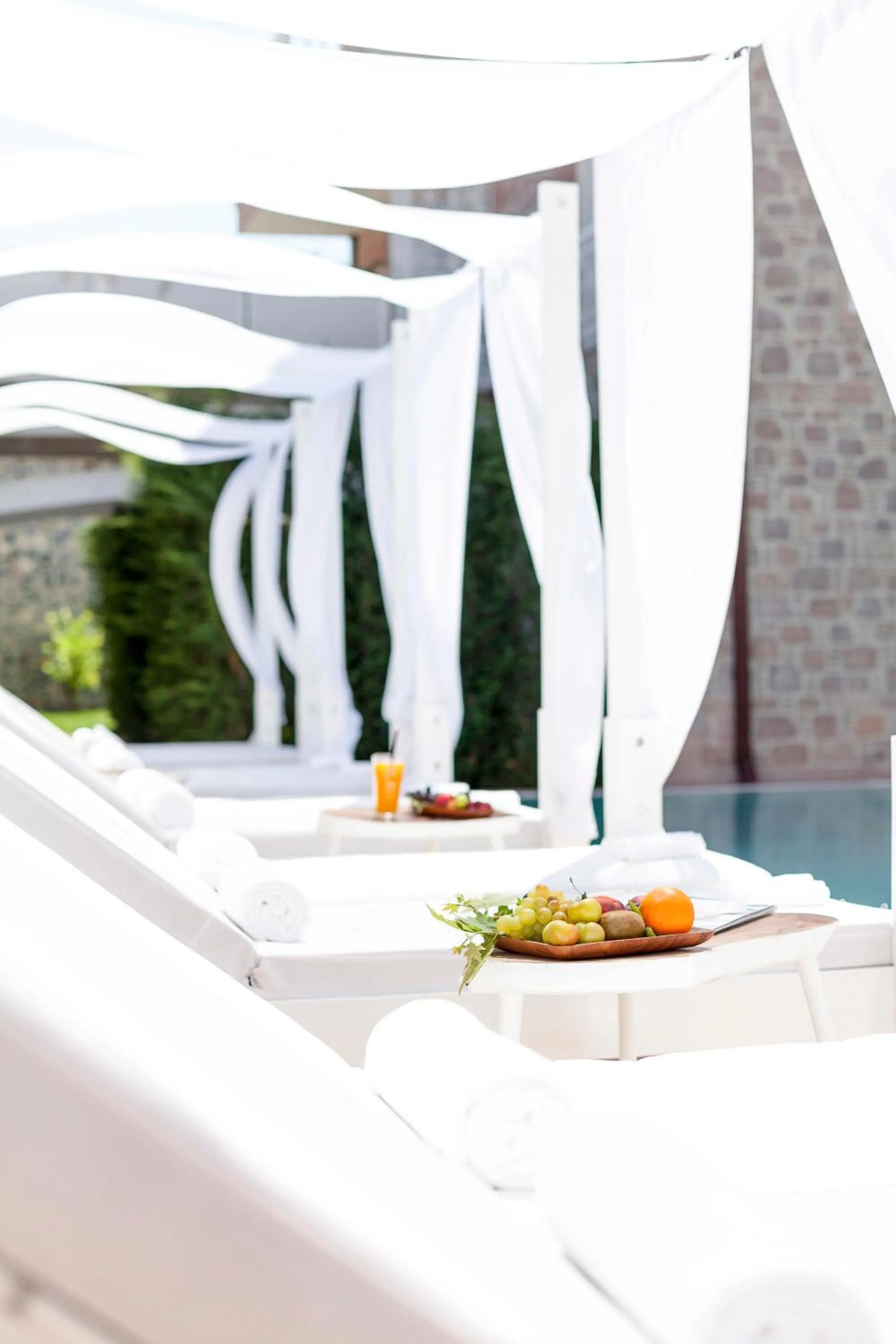 Cunda Pur Beyaz Hotel