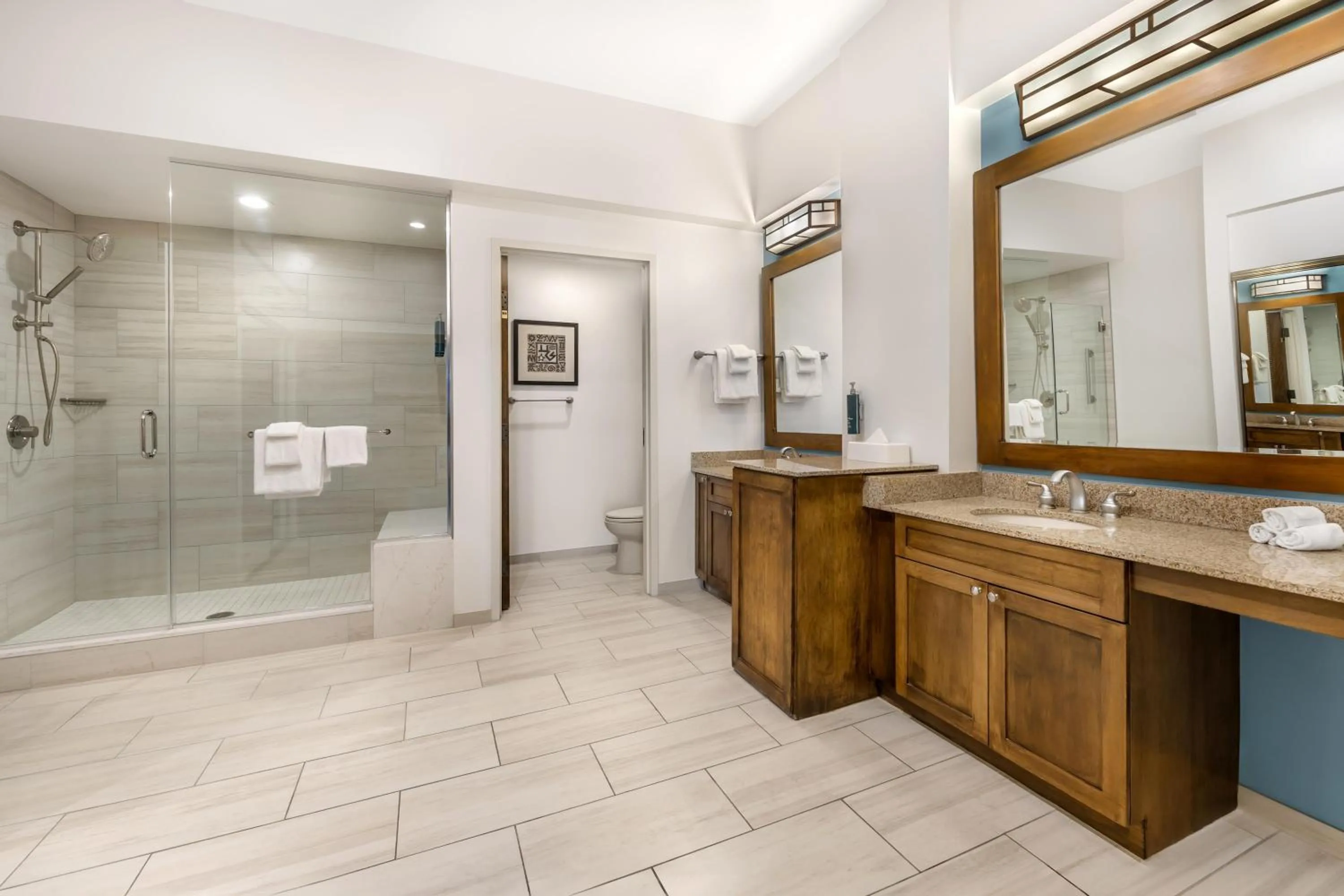 Bathroom in Hilton Vacation Club Cancun Resort Las Vegas