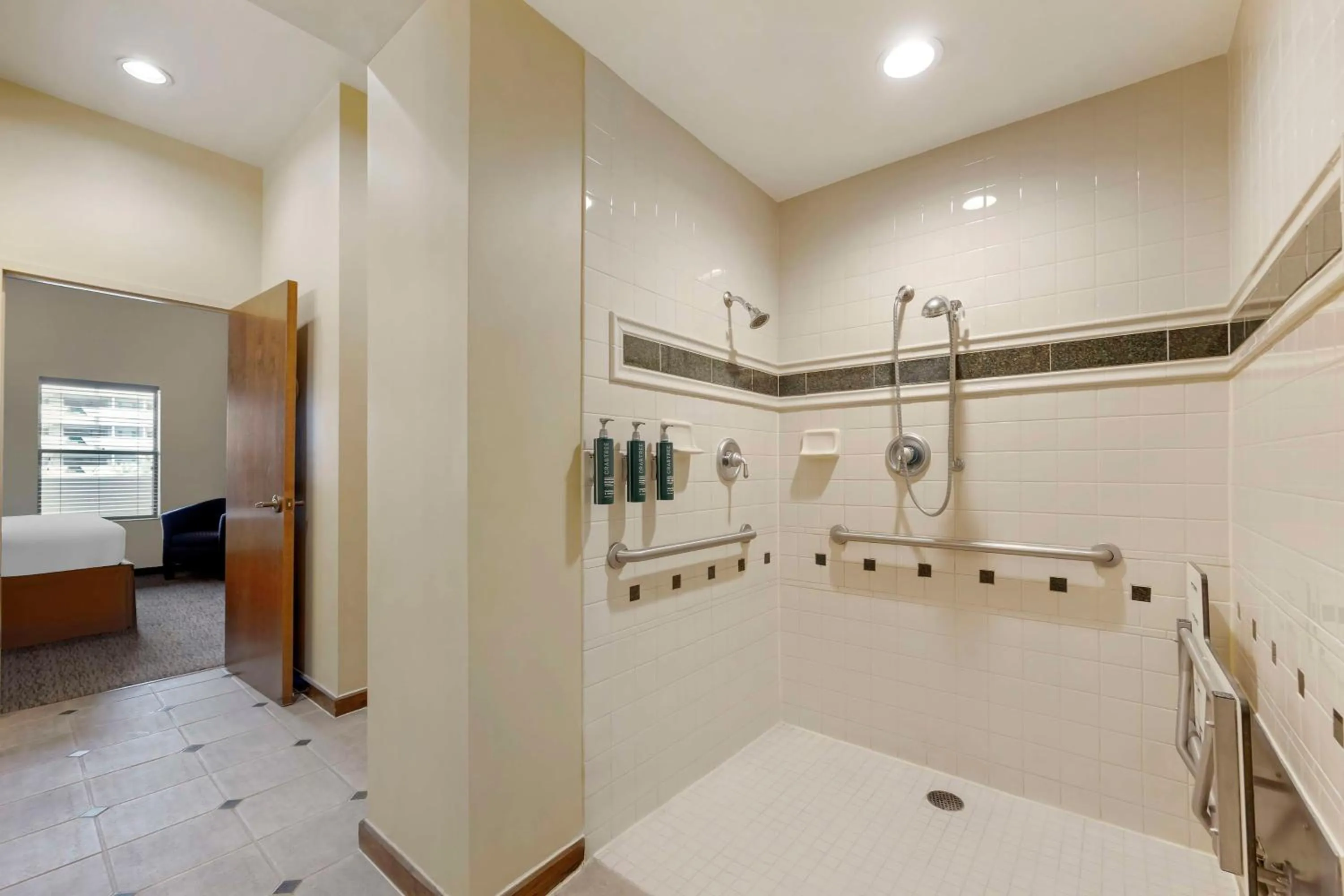 Bathroom in Hilton Vacation Club Cancun Resort Las Vegas