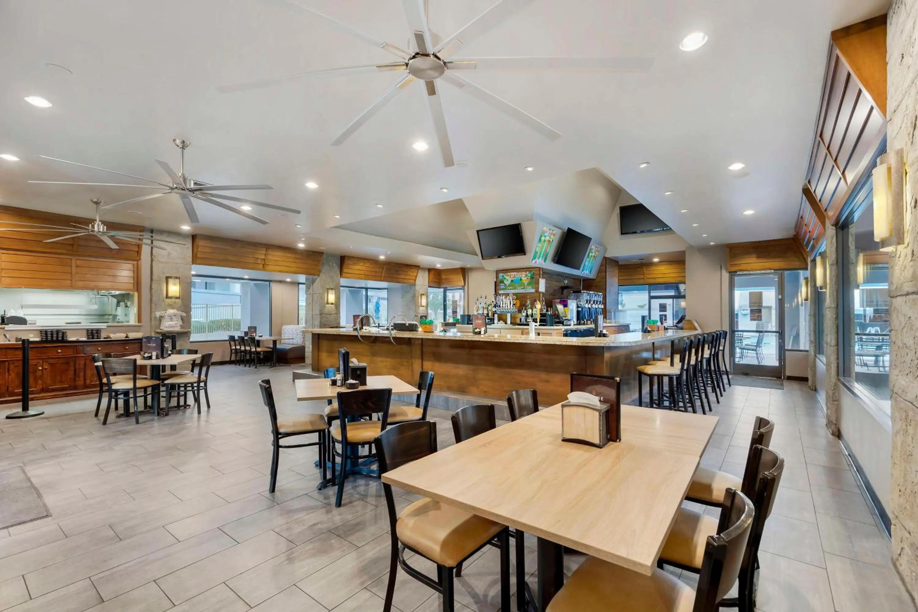 Lounge or bar in Hilton Vacation Club Cancun Resort Las Vegas