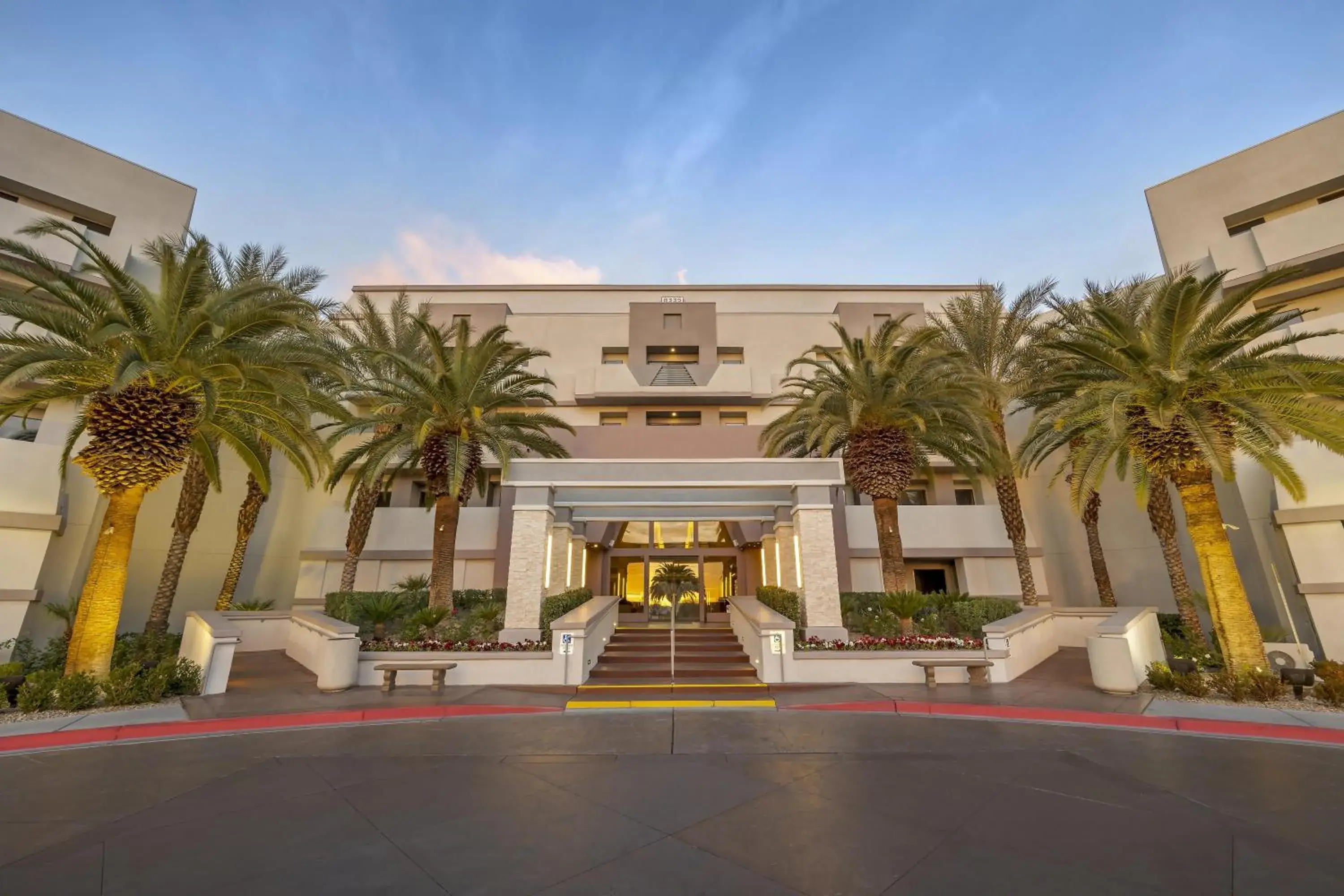 Property building in Hilton Vacation Club Cancun Resort Las Vegas Property building in Hilton Vacation Club Cancun Resort Las Vegas