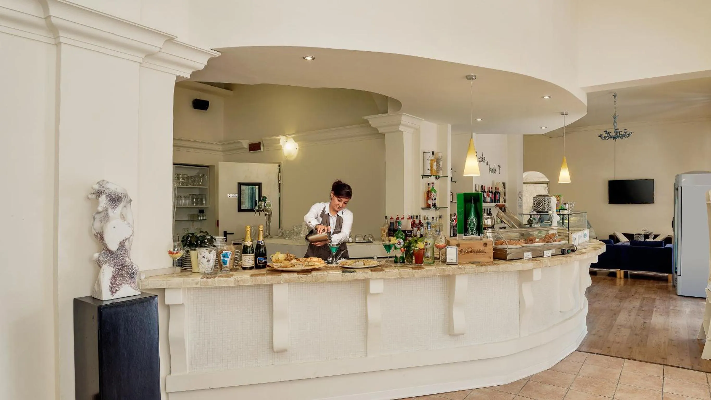 Lounge or bar in Hotel Rosa Dei Venti