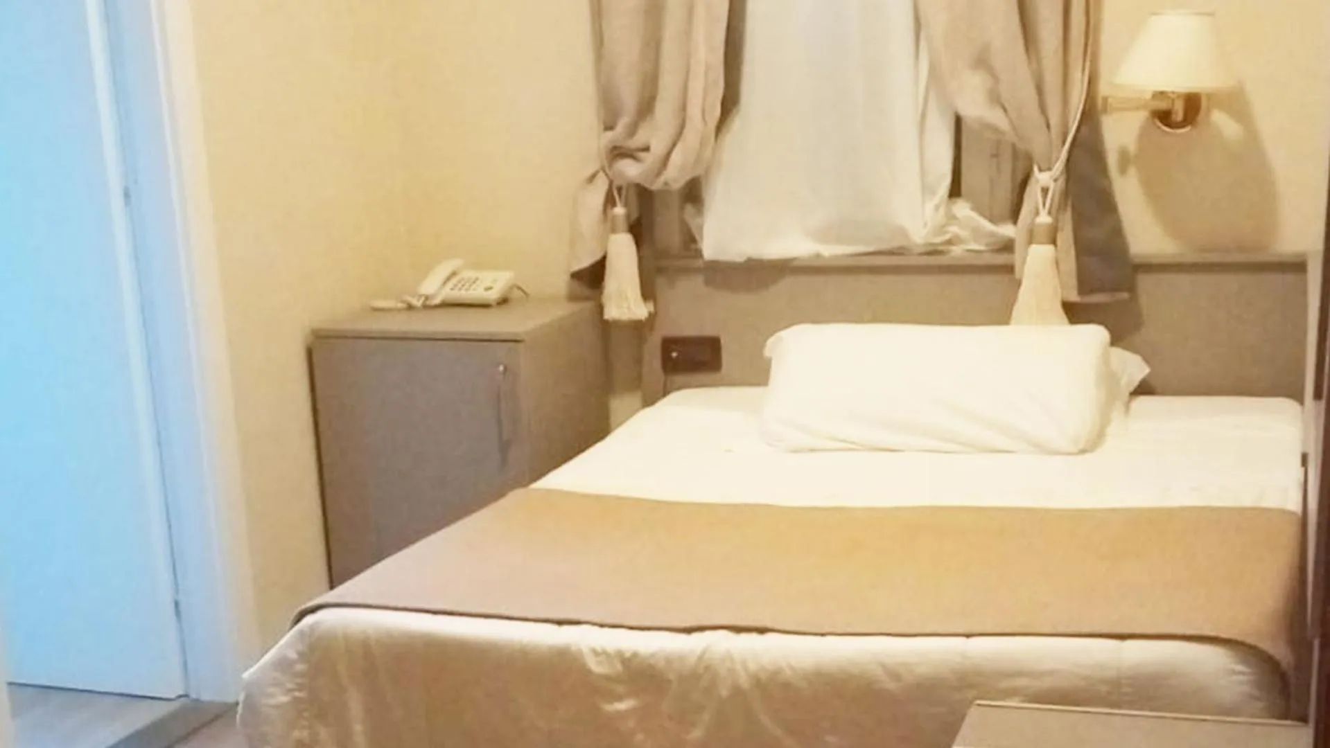 Bed in Hotel Rosa Dei Venti