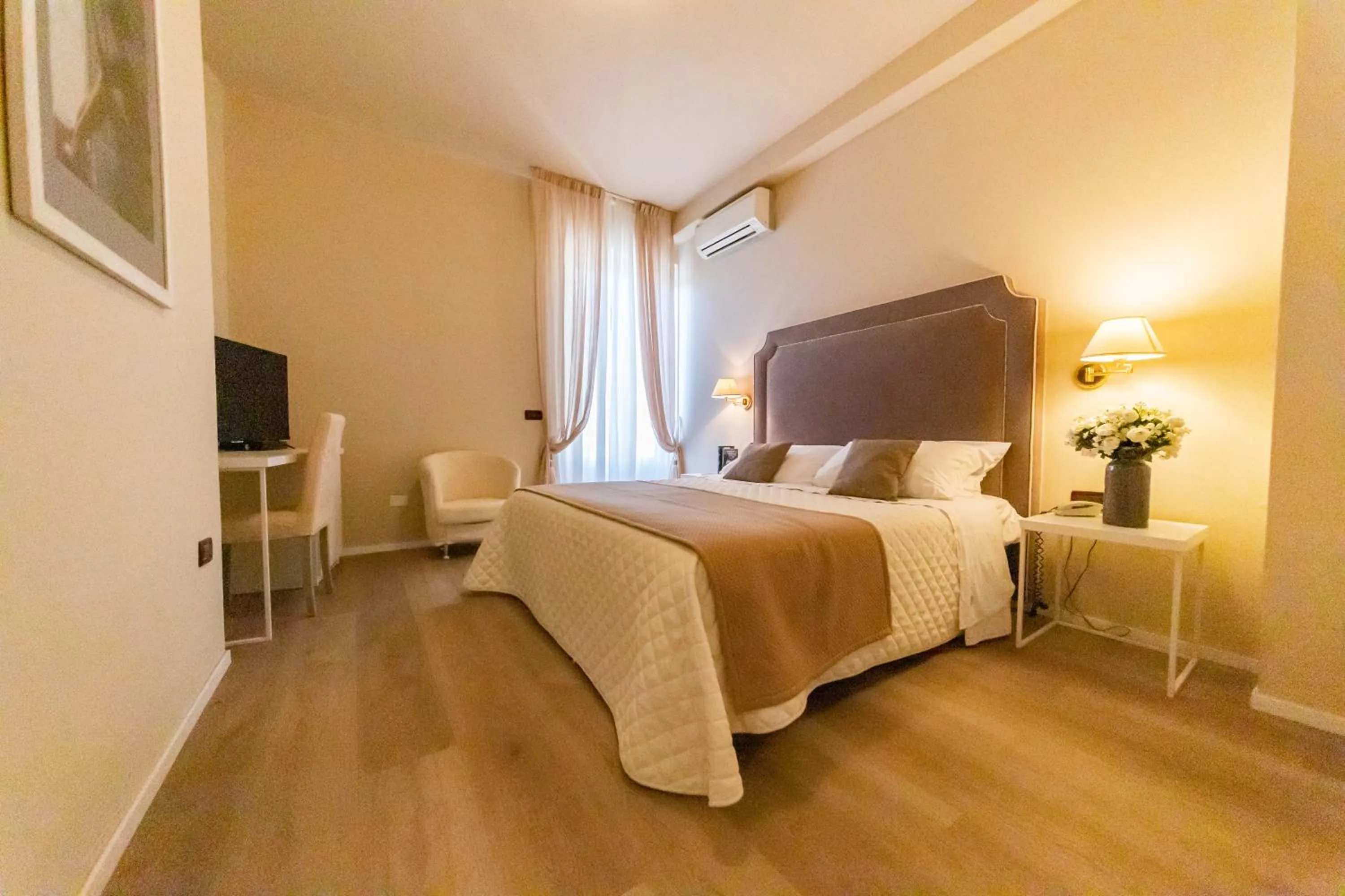 TV and multimedia, Bed in Hotel Rosa Dei Venti