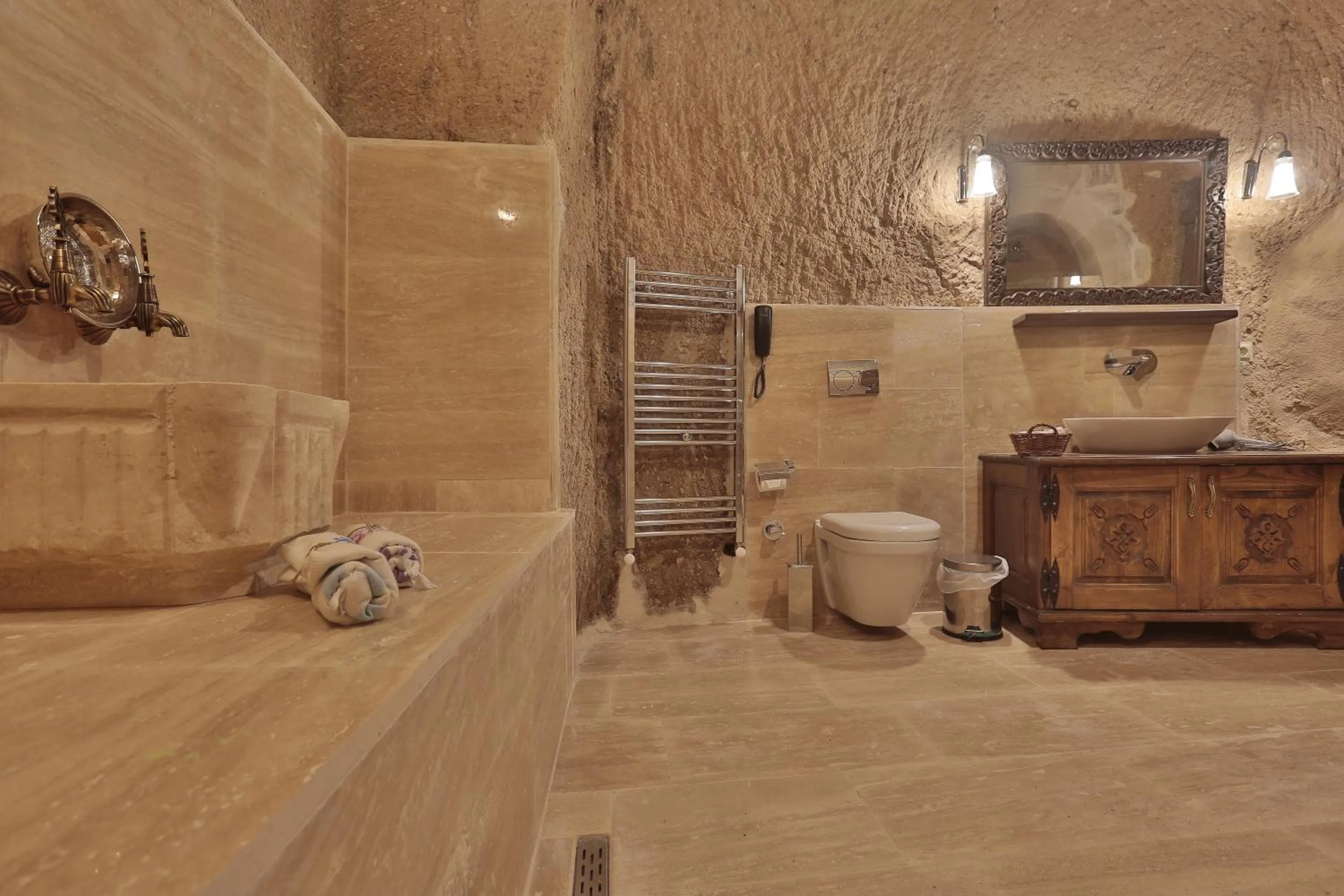 Toilet in Yoruk Stone House