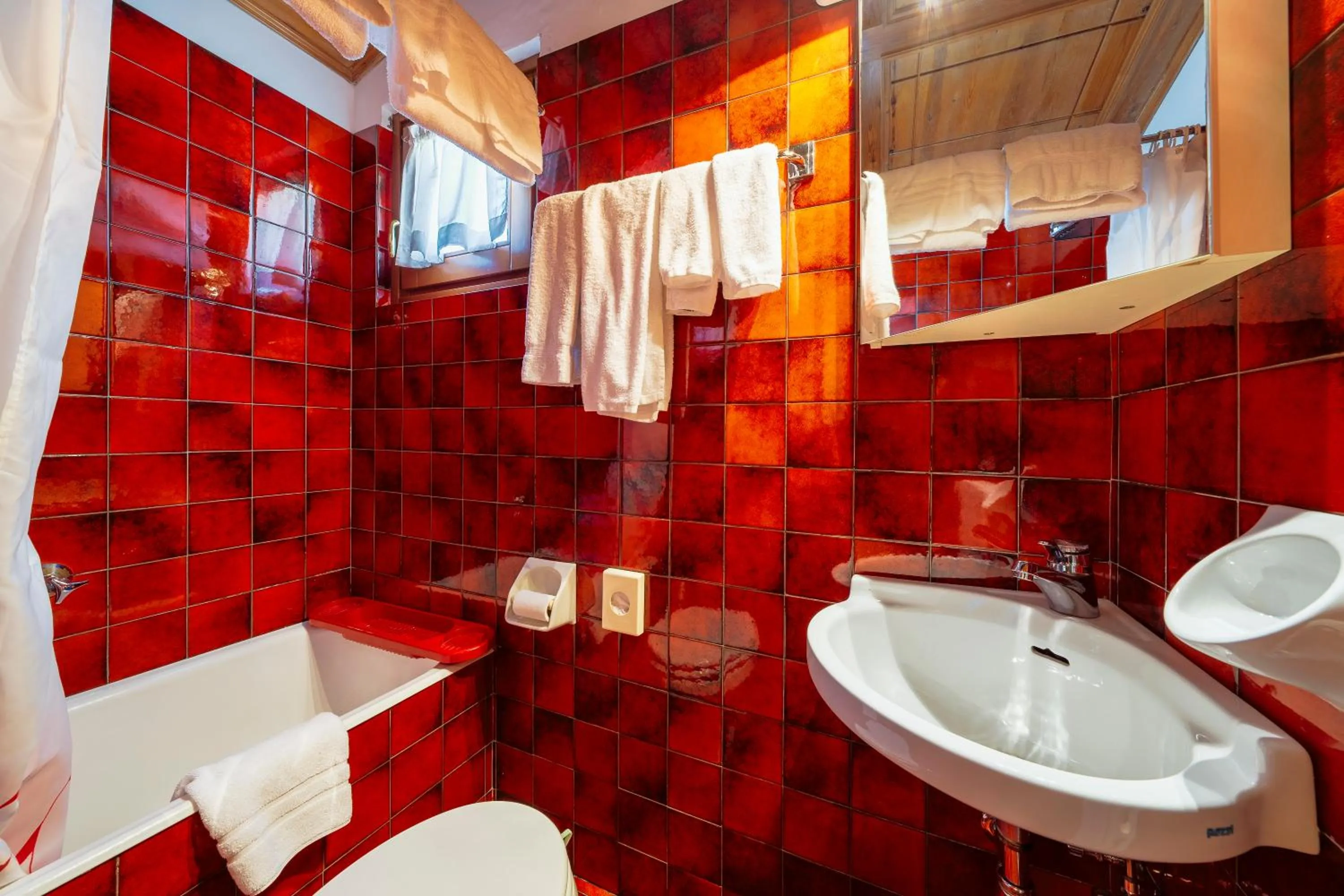 Toilet in Barisetti Sport Hotel