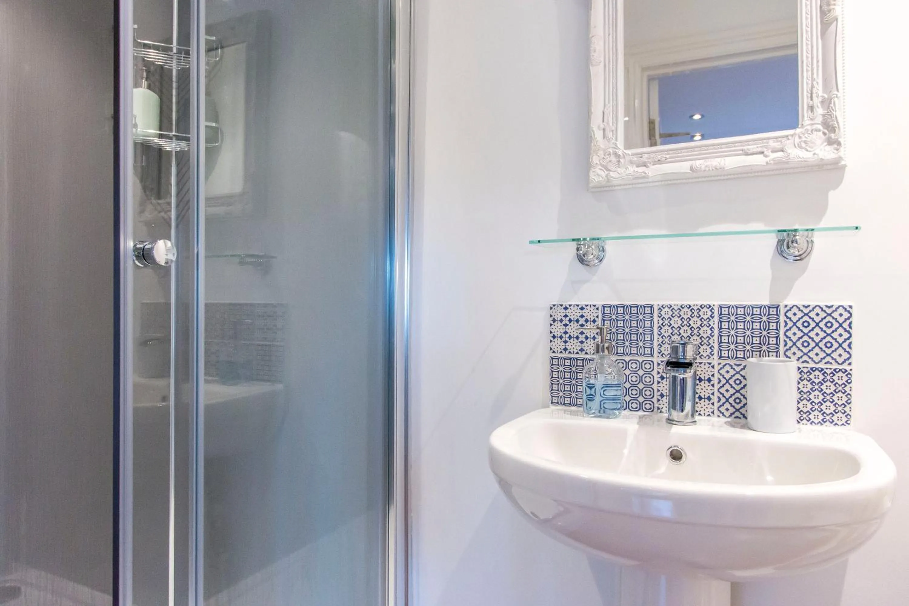 3 Berkeley Square Guesthouse