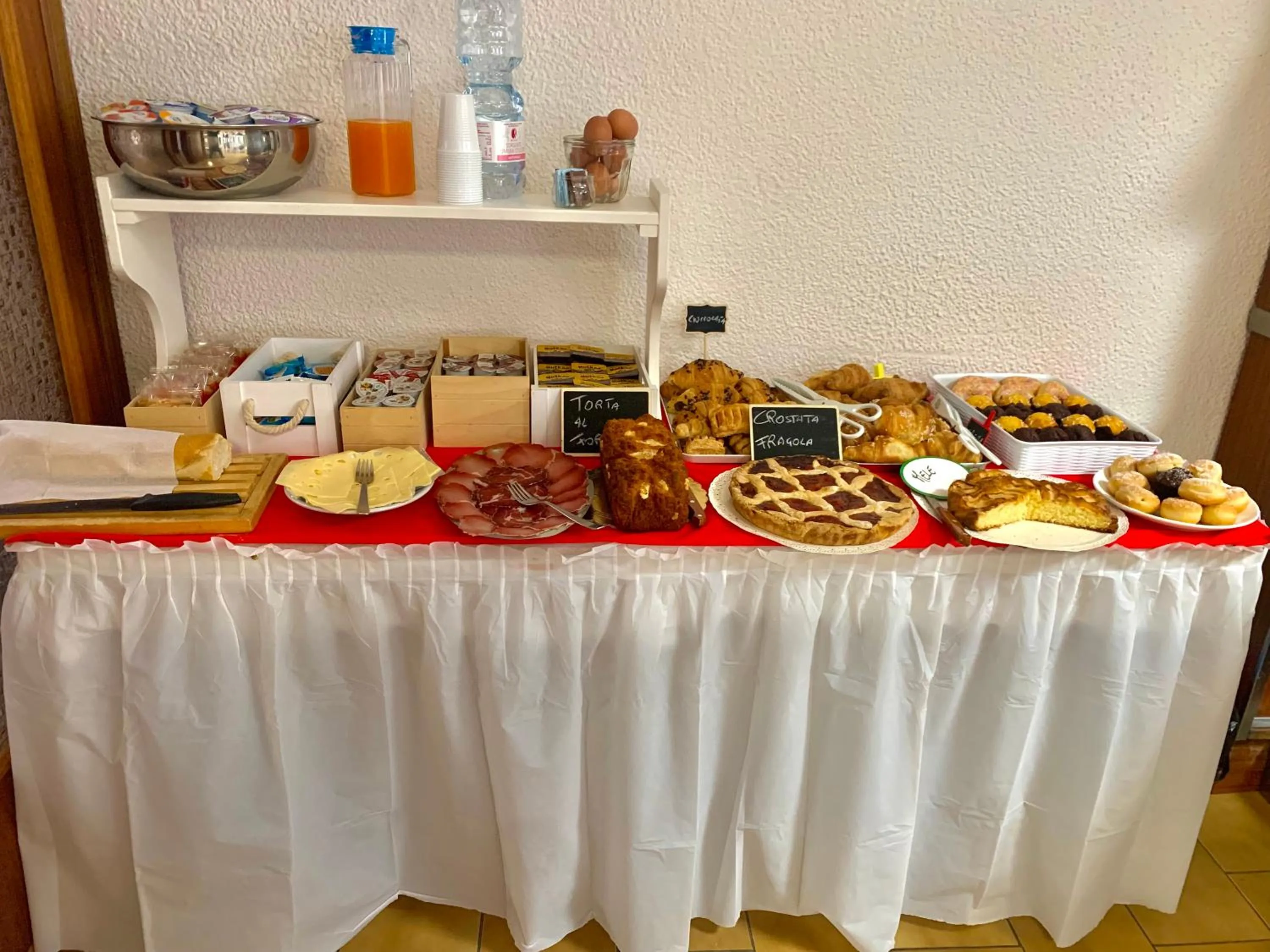 Food and drinks in Hotel Belvedere