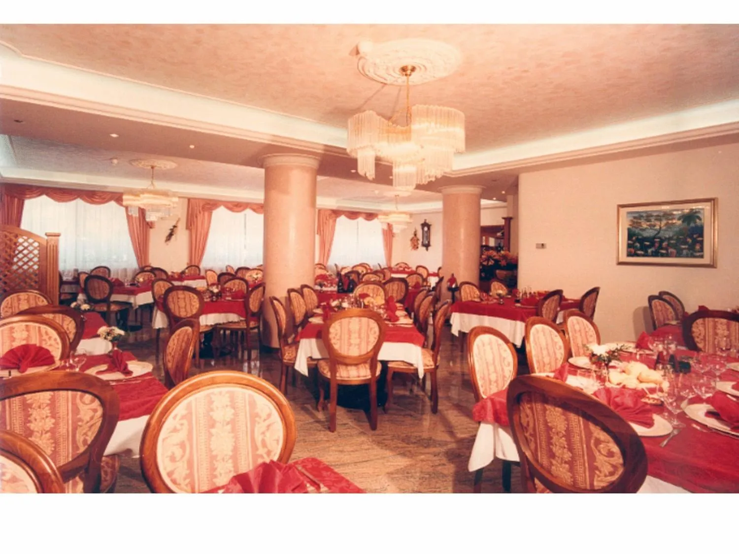 Restaurant/places to eat in Albergo Gilda