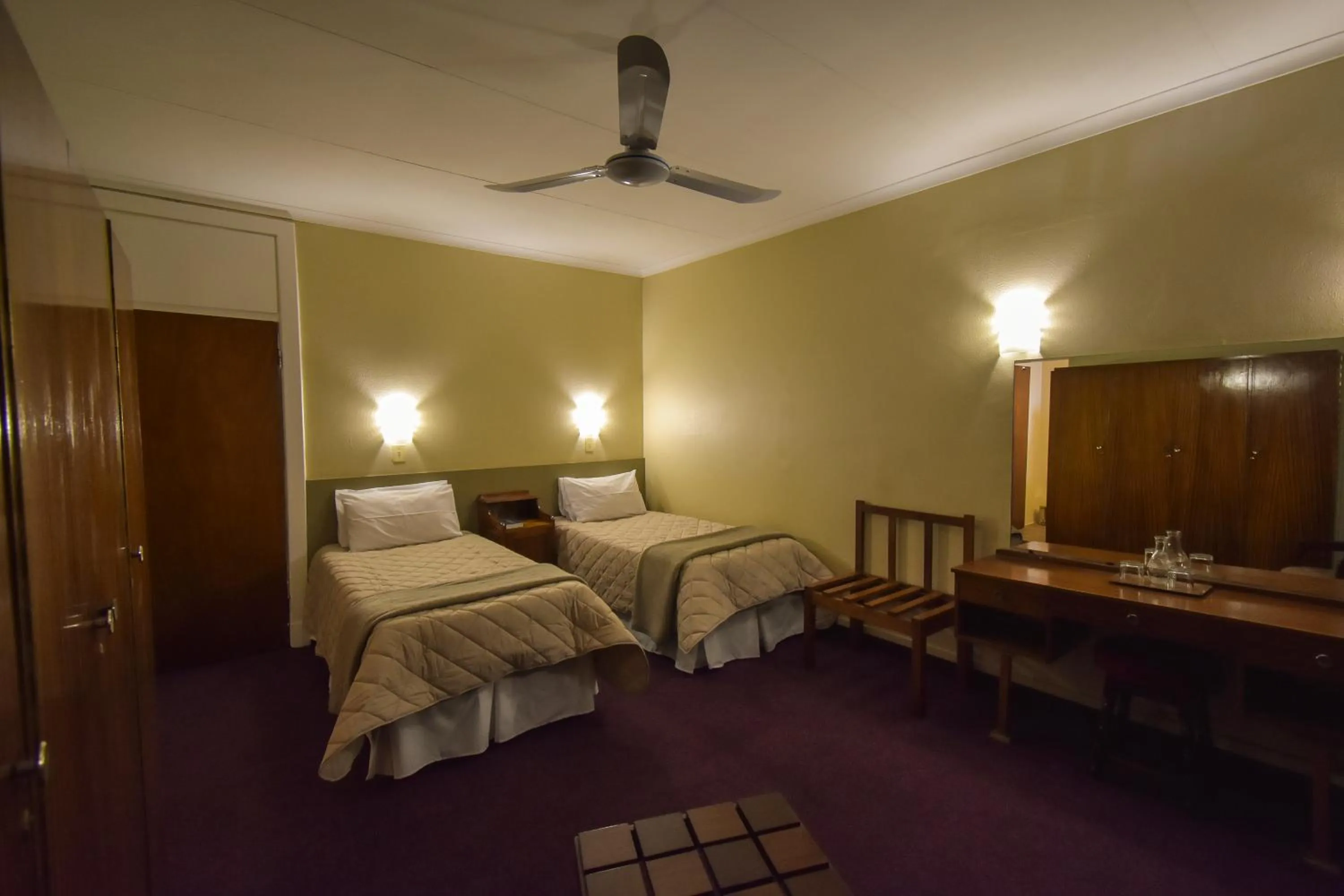 Bed in Park Hotel Bethlehem