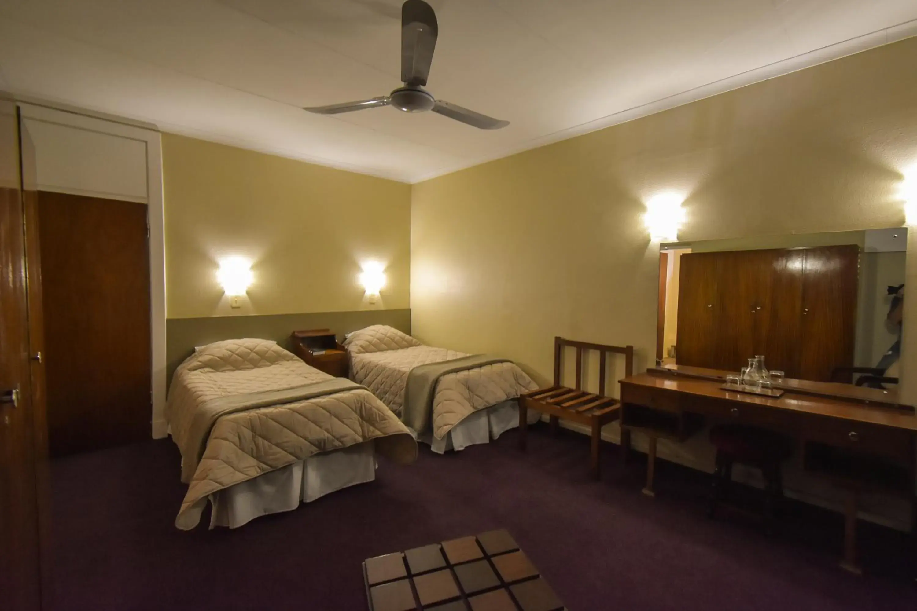 Twin Room in Park Hotel Bethlehem Twin Room in Park Hotel Bethlehem