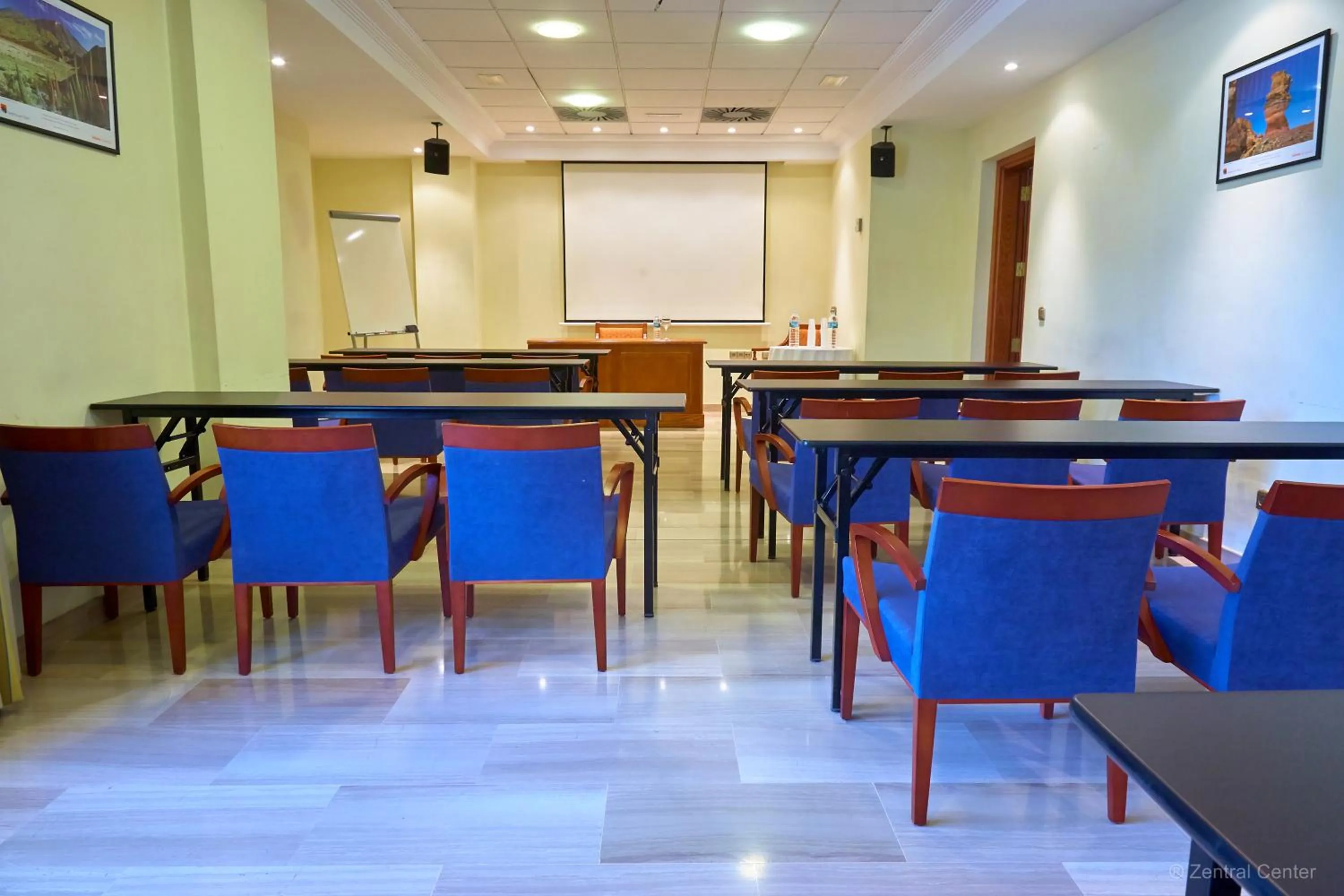 Business facilities in Hotel Zentral Center - Adults only