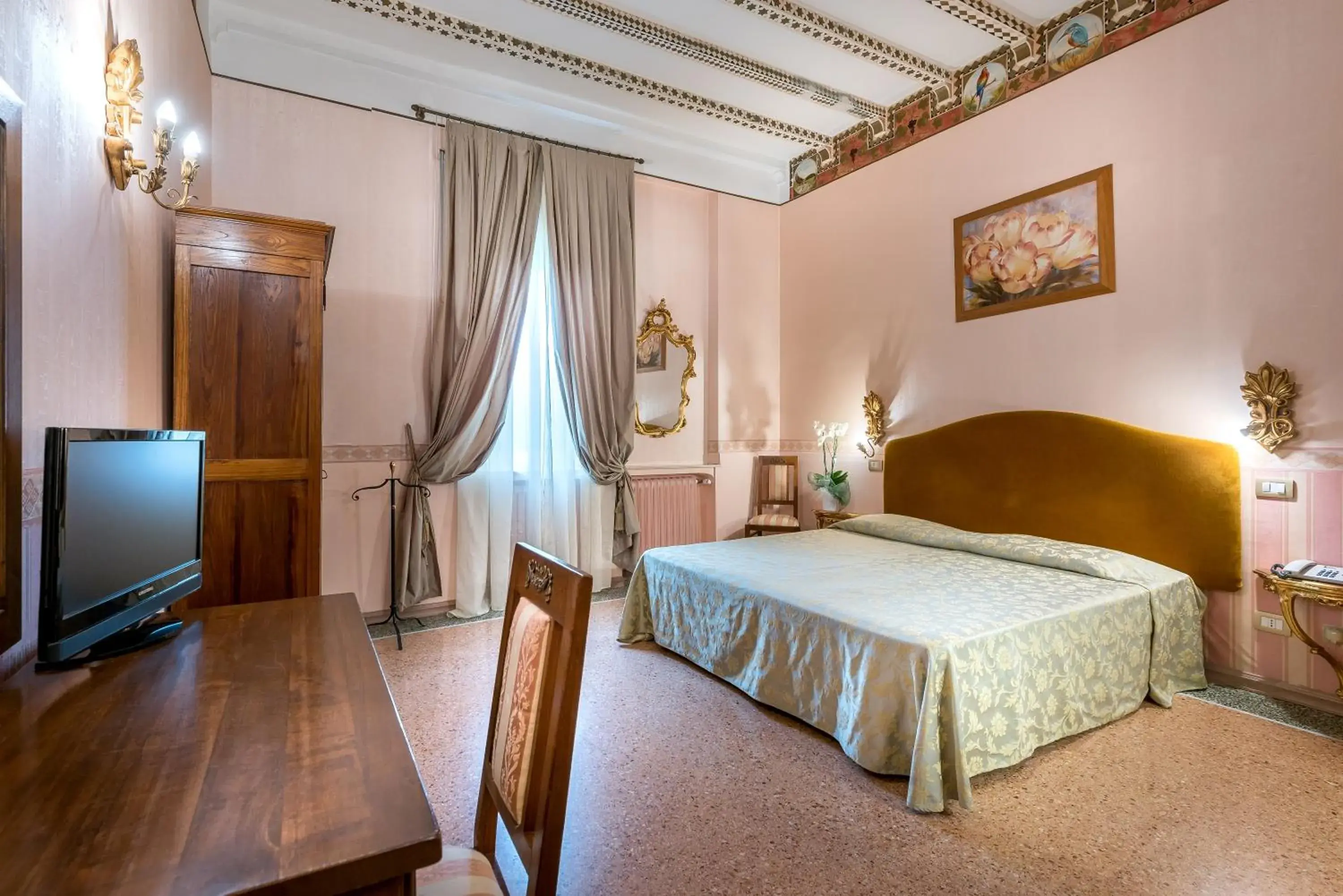 Classic Double or Twin Room in Hotel San Marco Sestola Classic Double or Twin Room in Hotel San Marco Sestola