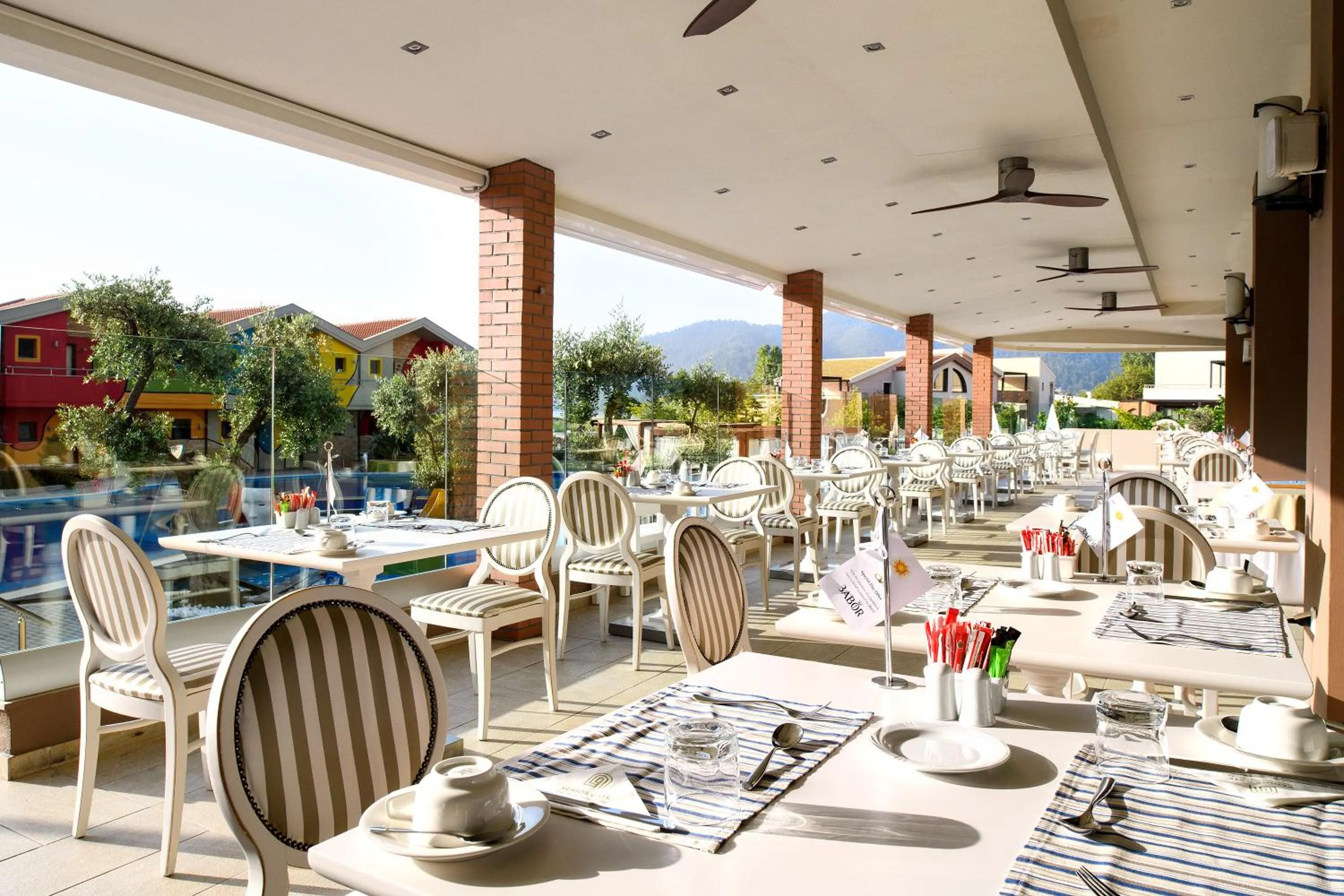 Meals in Alexandra Golden Boutique Hotel-Adults Only