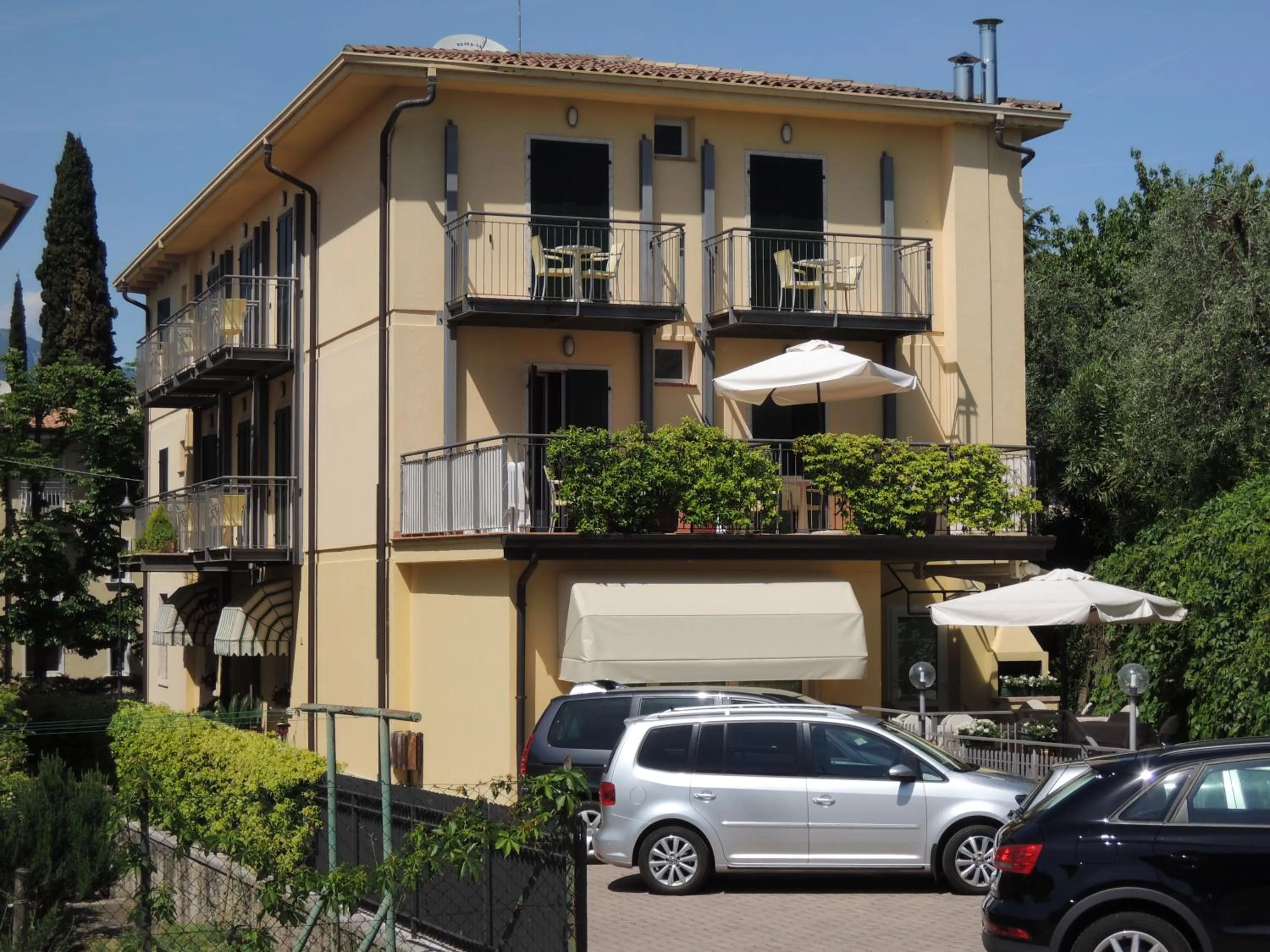 Property building in Hotel Al Caval