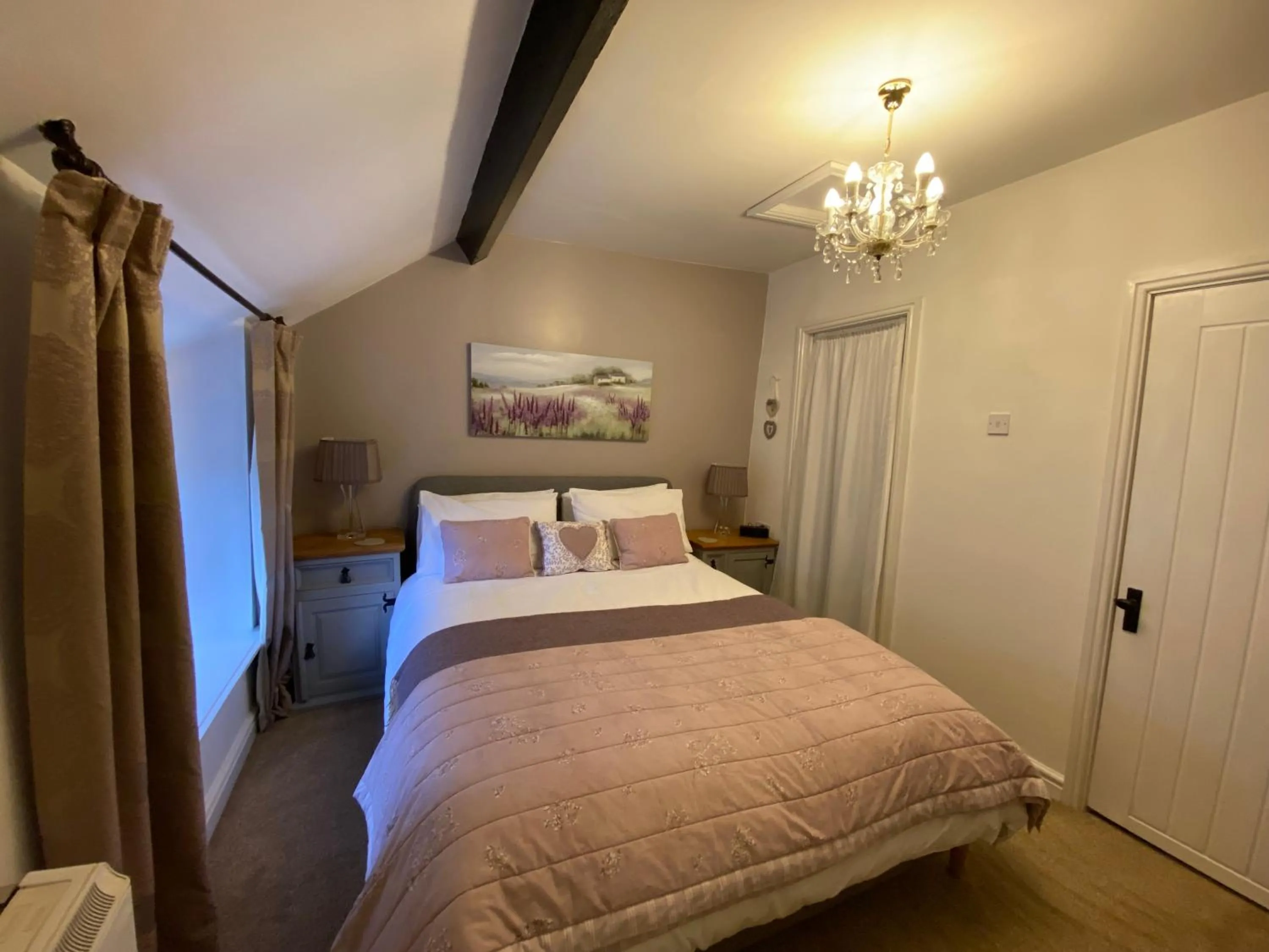 Bedroom, Bed in Ty Capel Isa