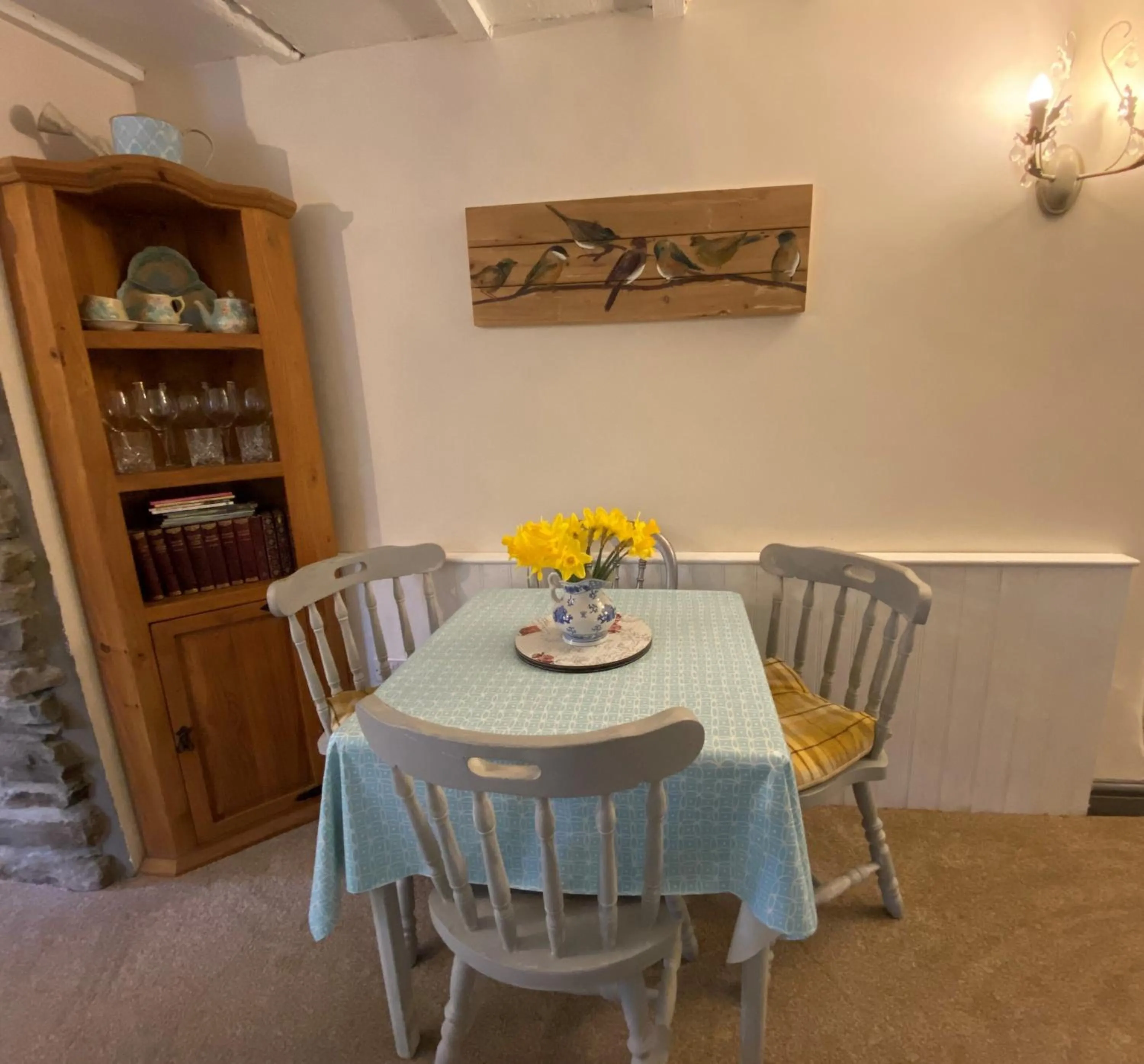 Dining area in Ty Capel Isa