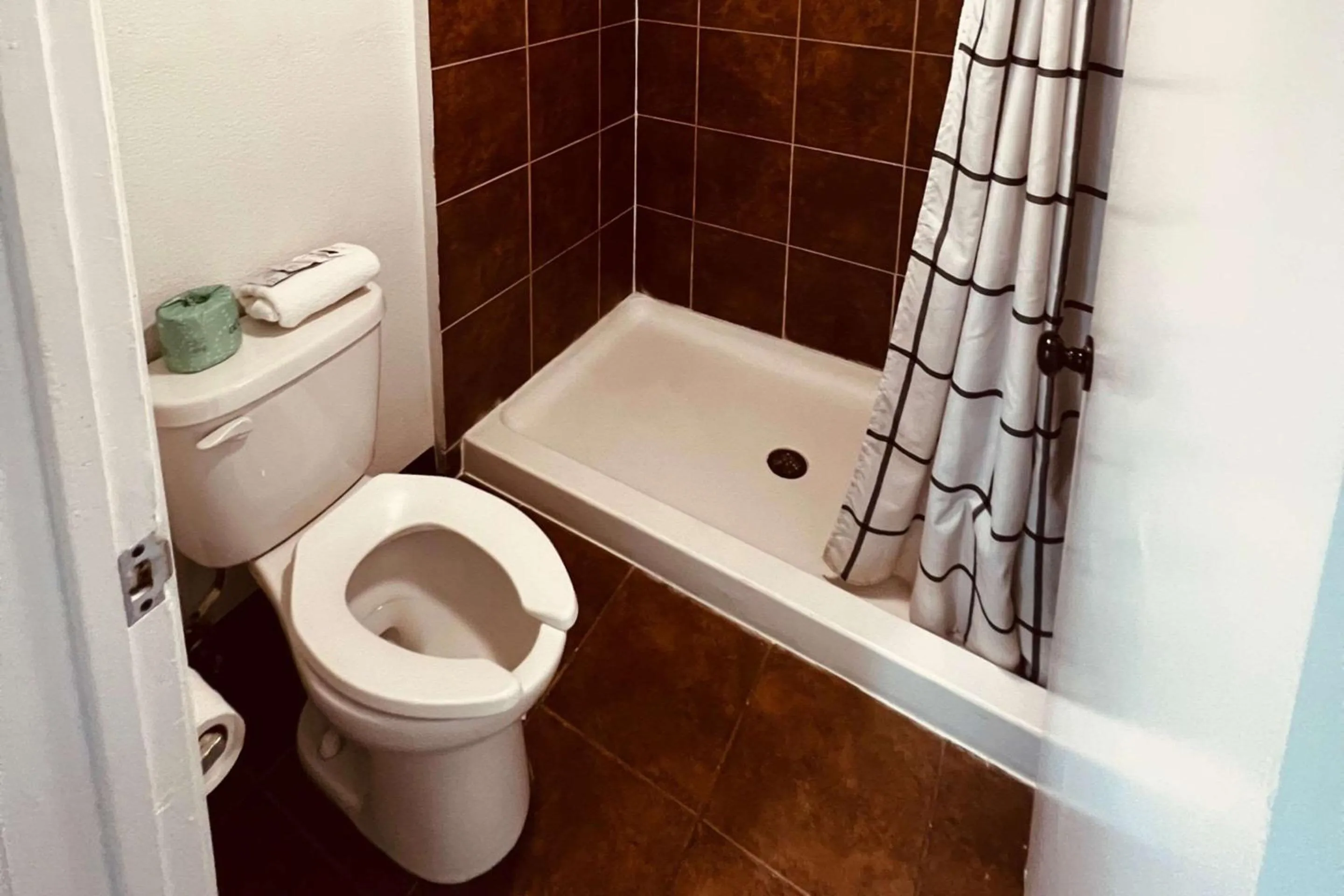 Bedroom in Econo Lodge Inn & Suites Downtown San Antonio Riverwalk Area