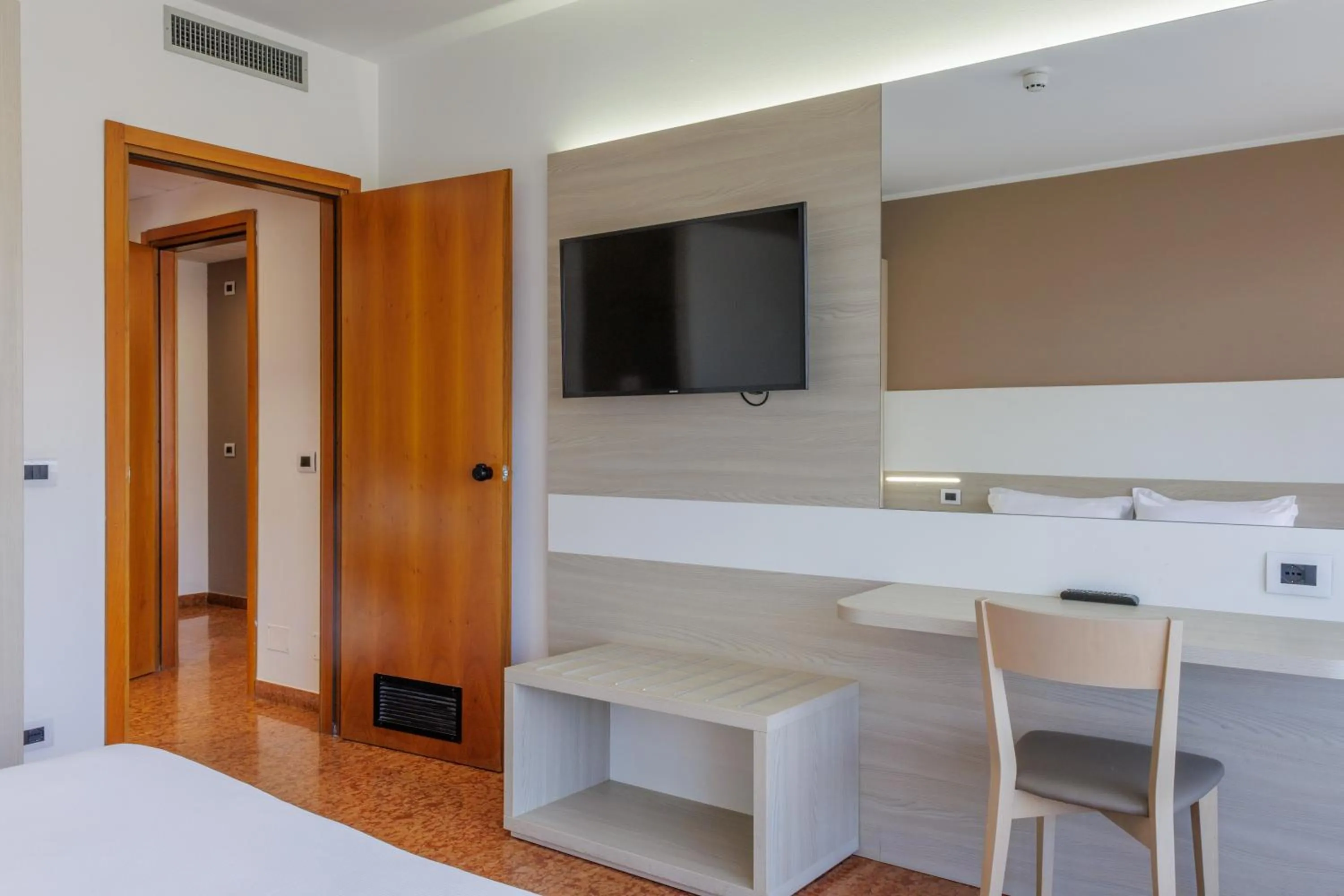 Photo of the whole room in Residence all'Adige