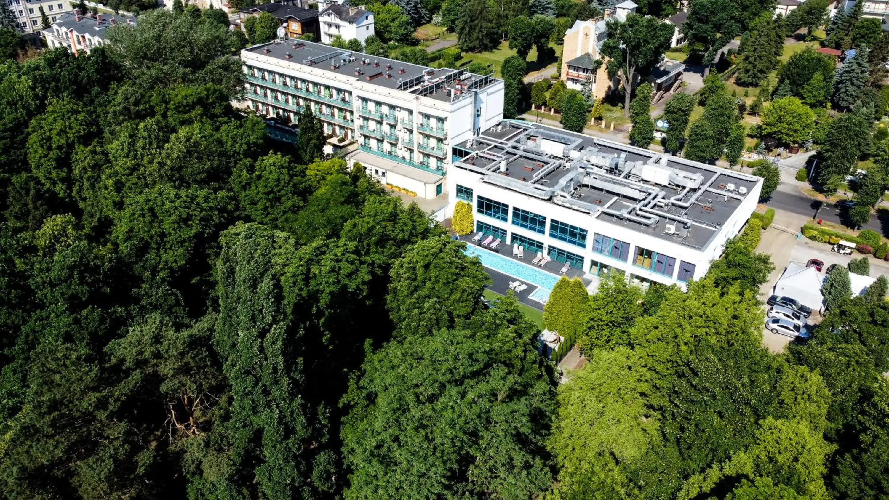 Property building in Villa Park Med. & SPA Property building in Villa Park Med. & SPA