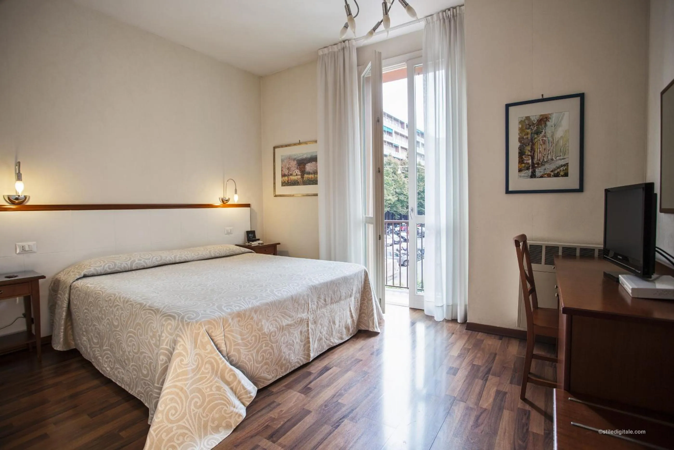 Photo of the whole room, Bed in Hotel Blumen Collection by GSA Hotels