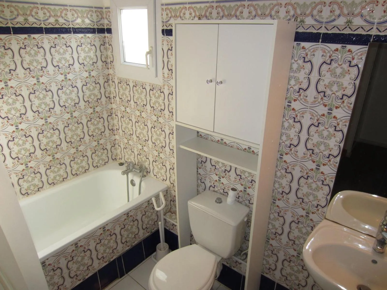Bathroom in Les Andalouses