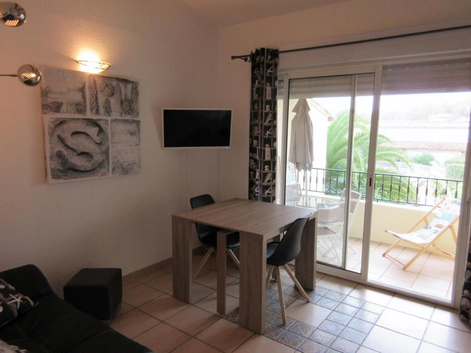 TV and multimedia in Les Andalouses