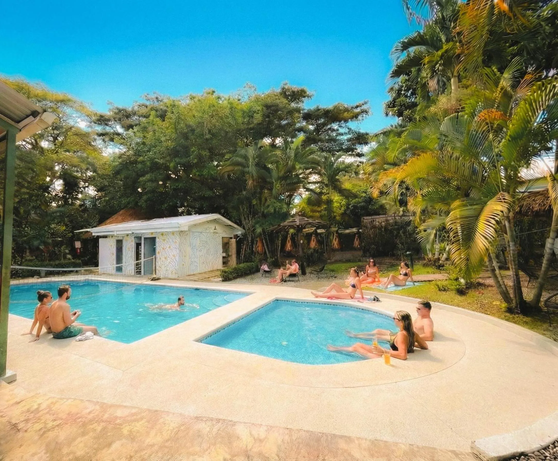 Day in Viajero La Fortuna Hostel