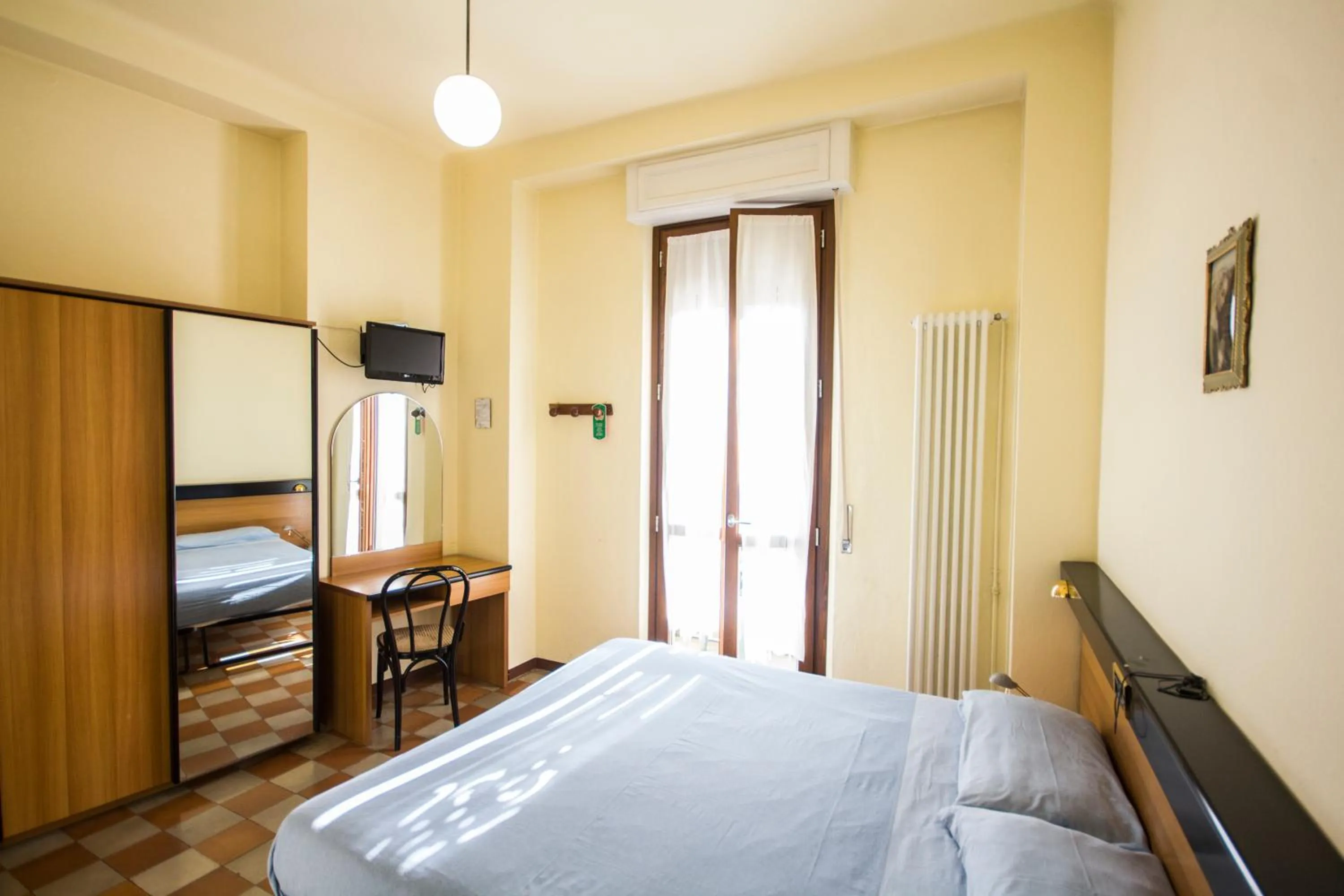 Bedroom, Bed in Albergo Sala