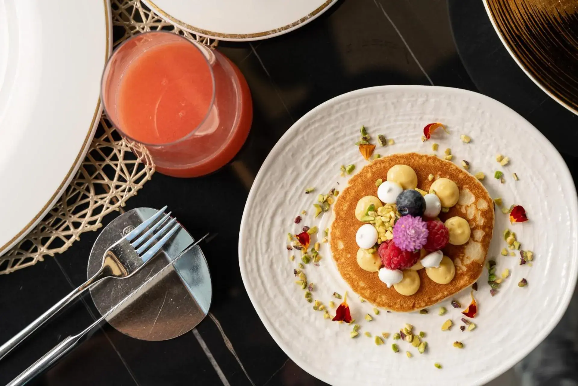 Breakfast in The Promenade Luxury Wellness Hotel Breakfast in The Promenade Luxury Wellness Hotel