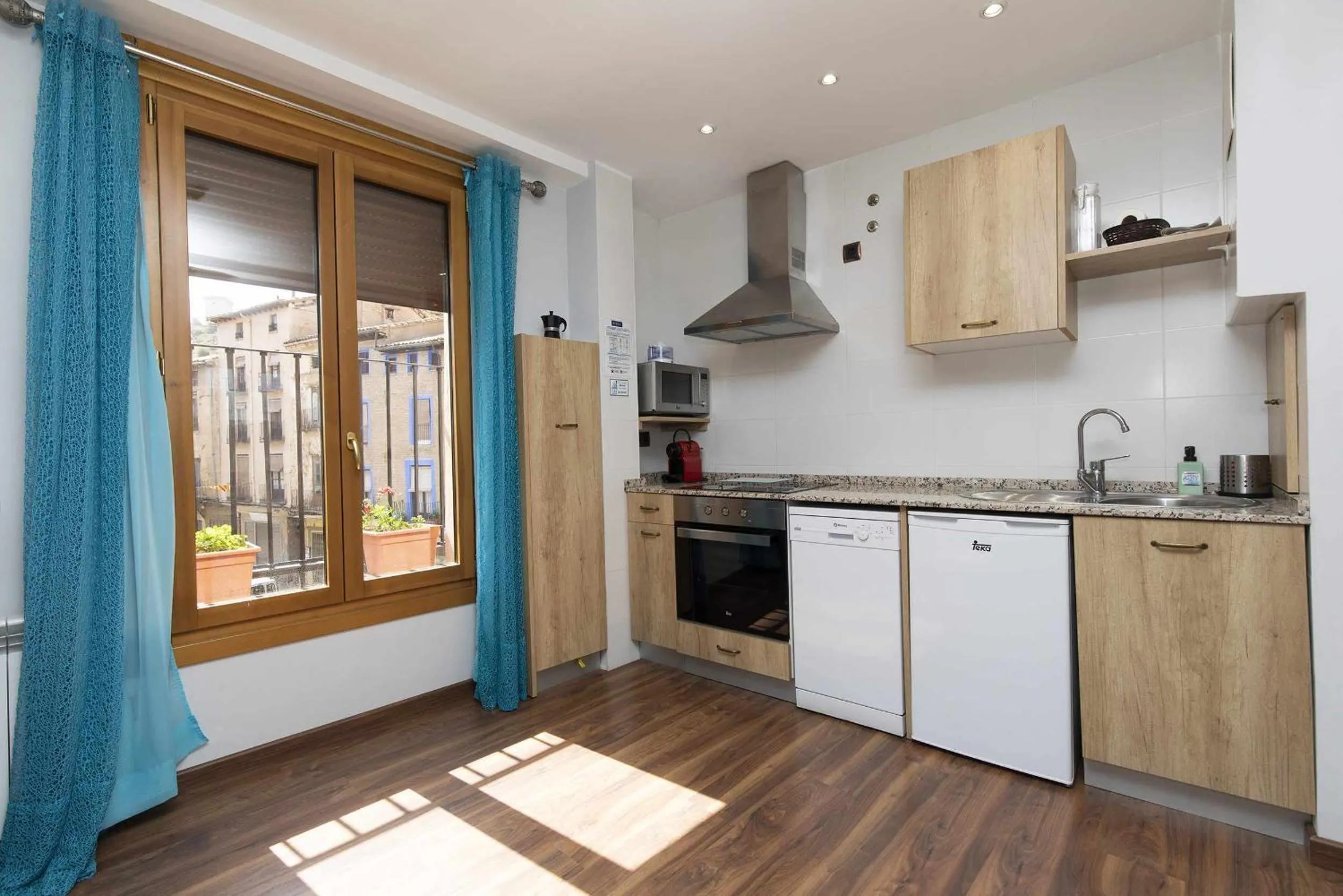 Kitchen or kitchenette in Hotel Apartamentos Melihah