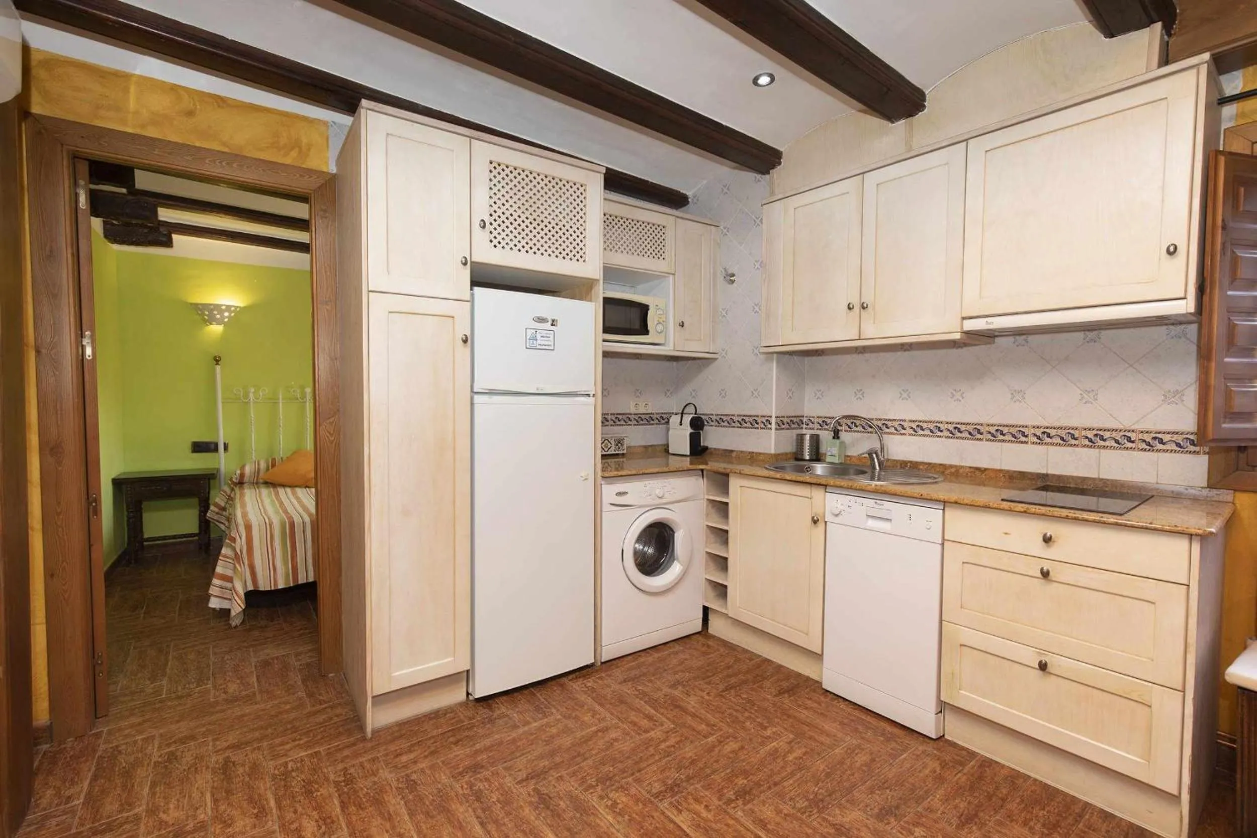 Kitchen or kitchenette in Hotel Apartamentos Melihah